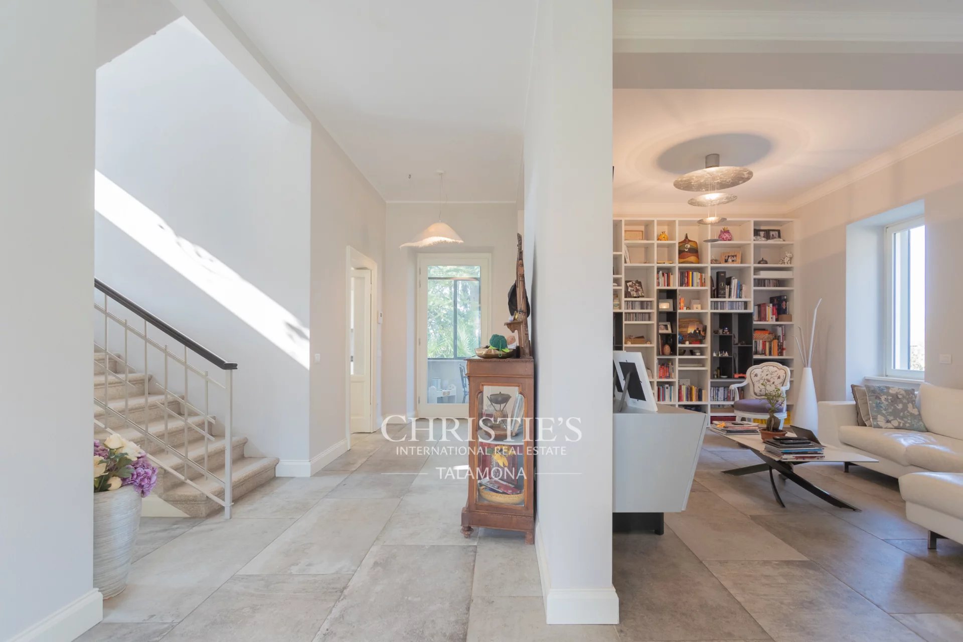 3 Bedroom Villa/Townhouse's Image 44