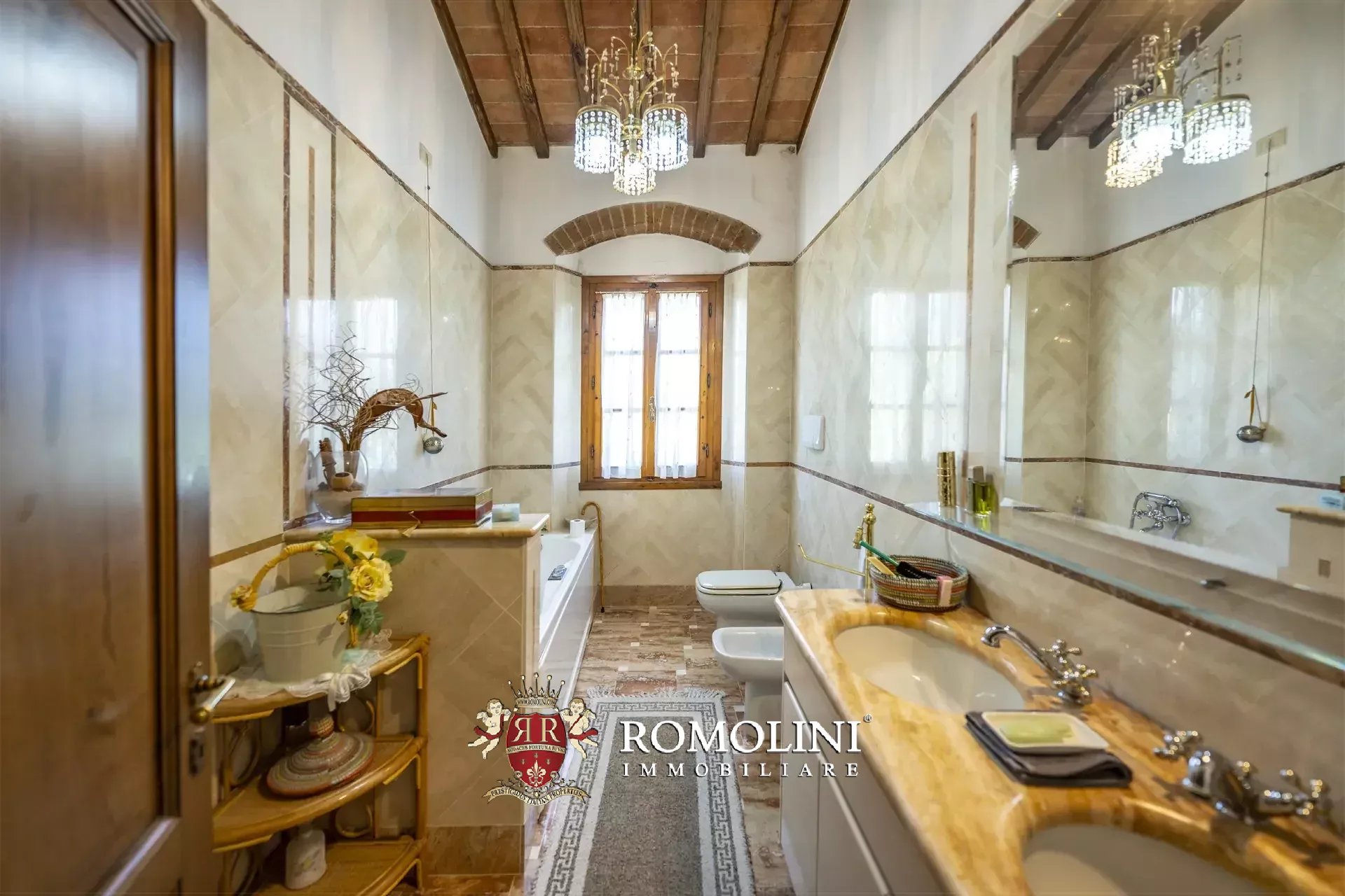 4 Bedroom Villa/Townhouse's Image 36