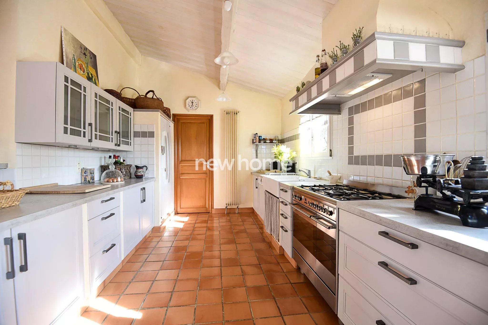 Vue panoramique exceptionnelle et à pied du village