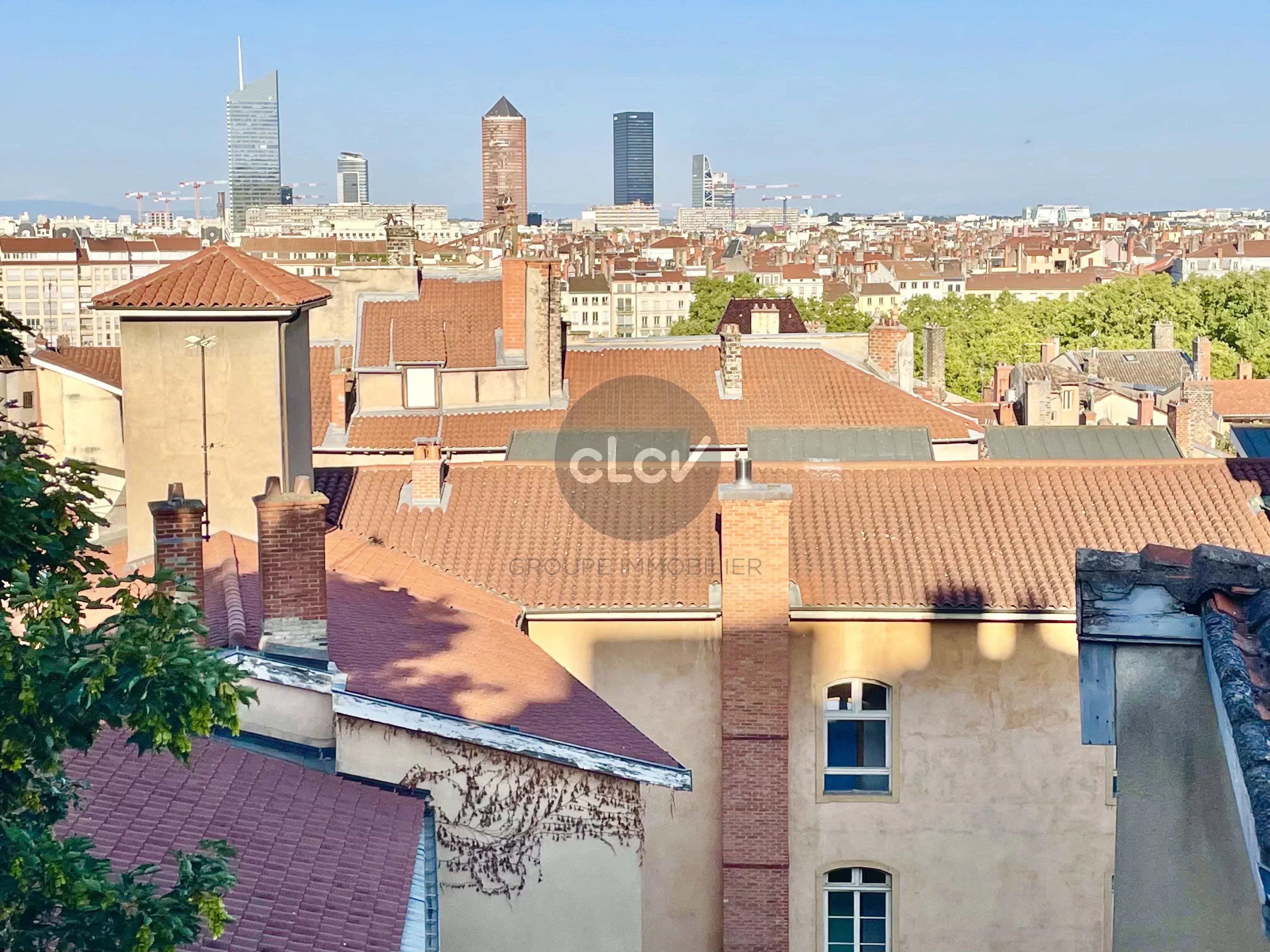 T4 Dernier Etage Vieux Lyon 69005 LYON