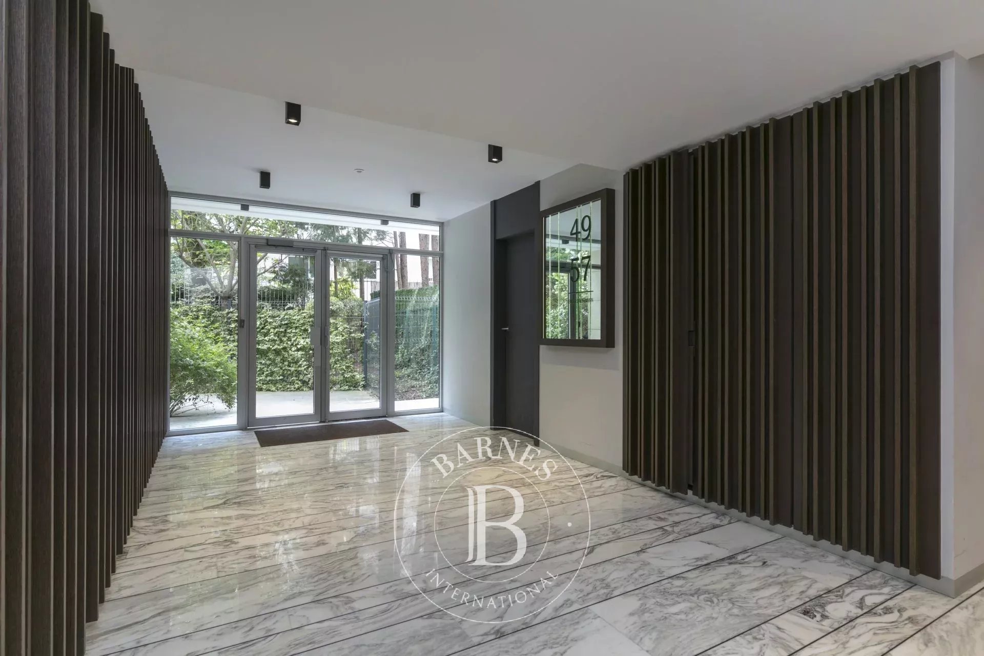 Квартира Neuilly-sur-Seine - picture 11