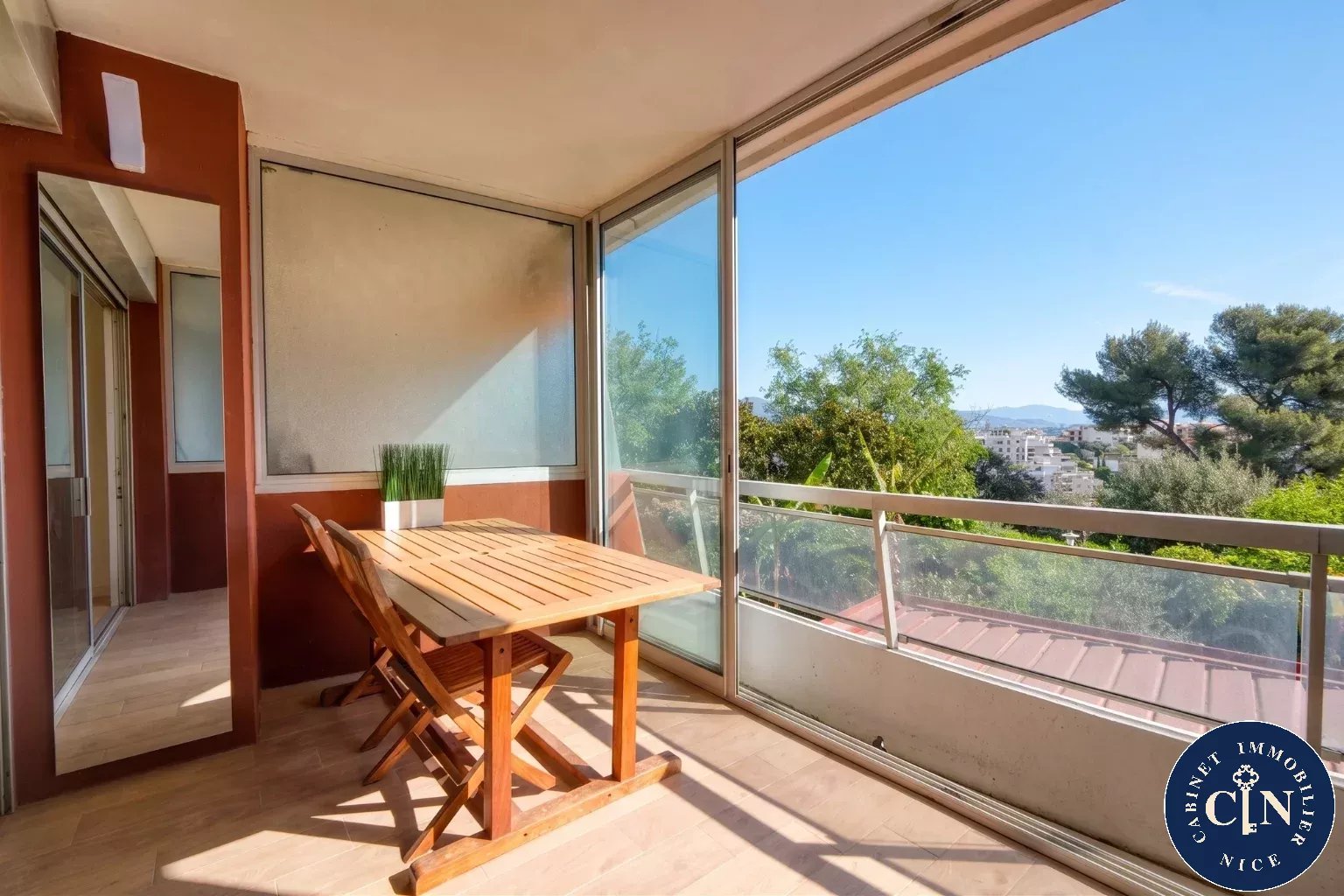 3 pièces – Les Belles Terres – Jardin, terrasse & vue mer — photo 6