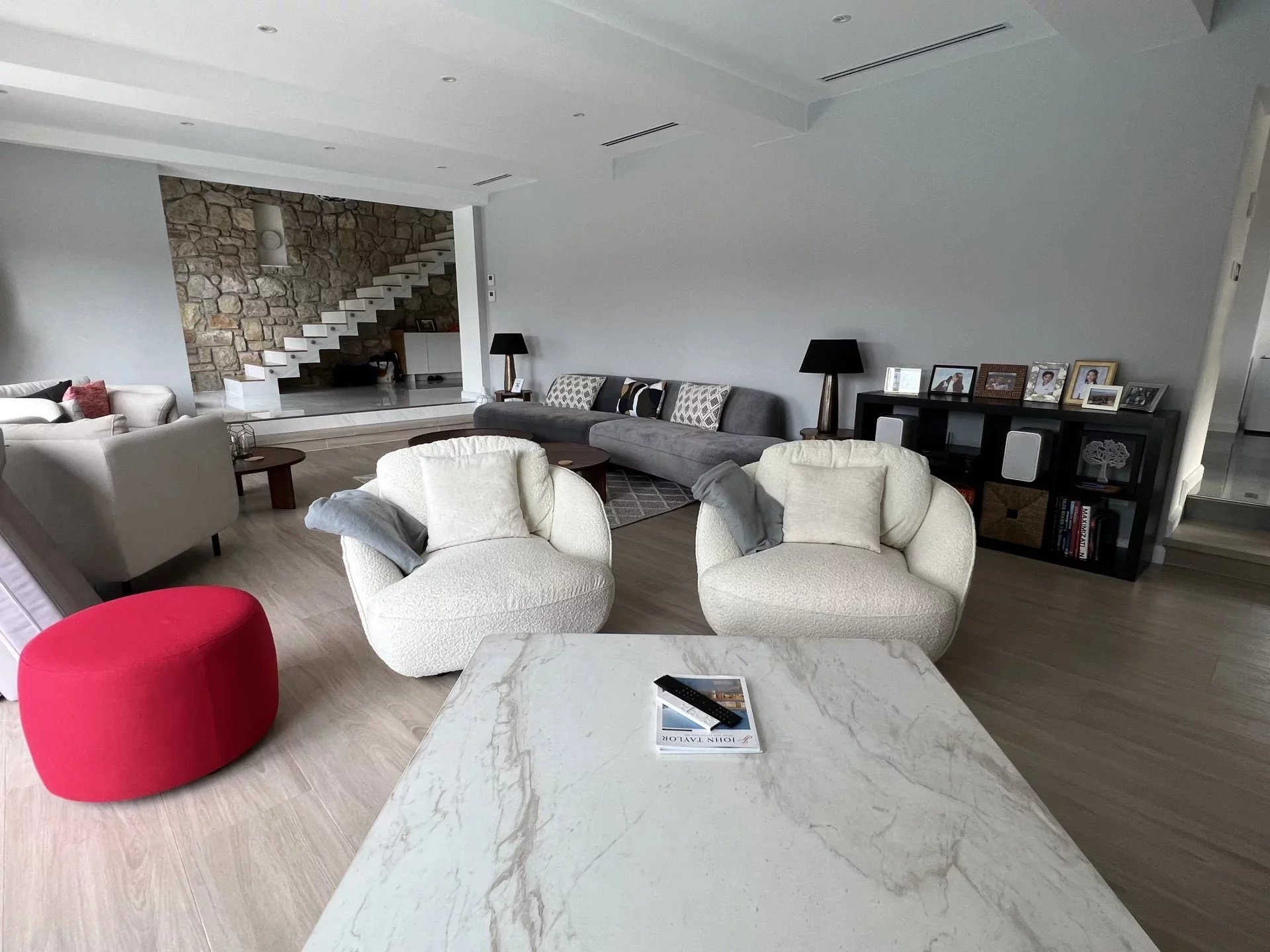 Villa de 6 chambres dans un domaine renomé et sécurisé 13