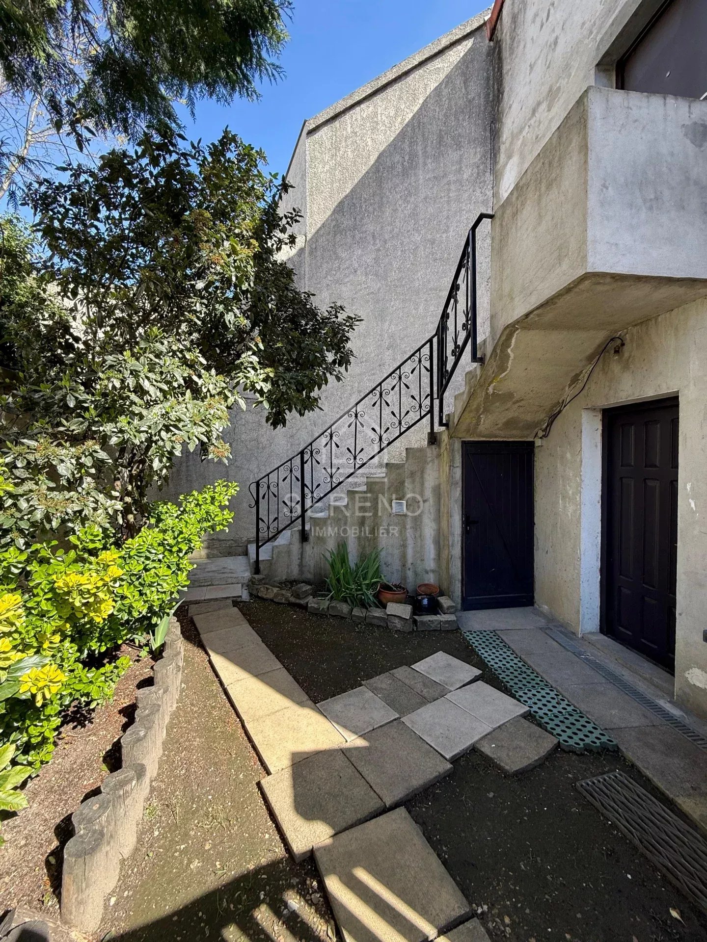 Agence immobilière de 