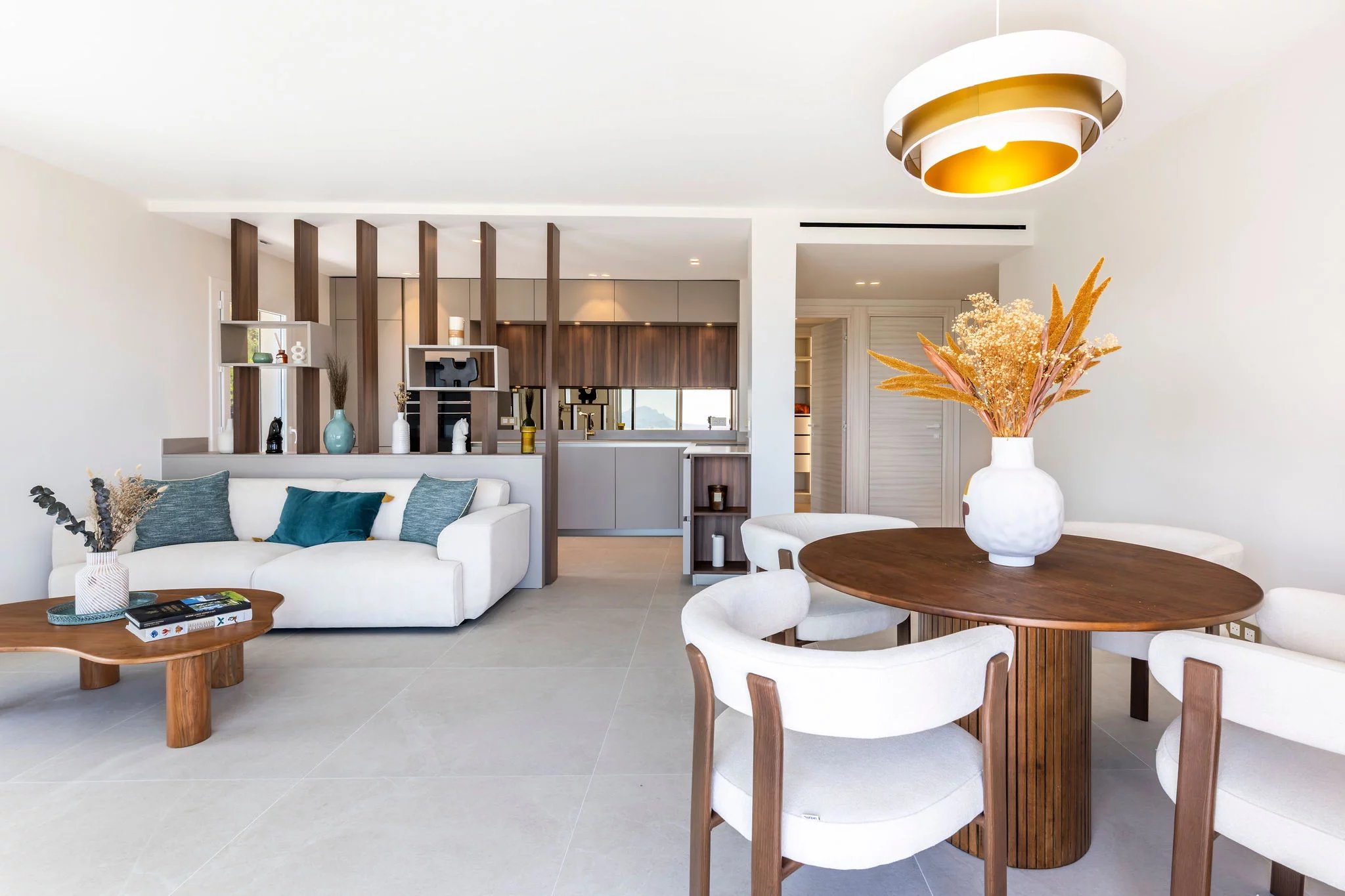  Image of Apartment - 2 Bedrooms for Sale in Alpes-Maritimes-Cannes-France, Image 16