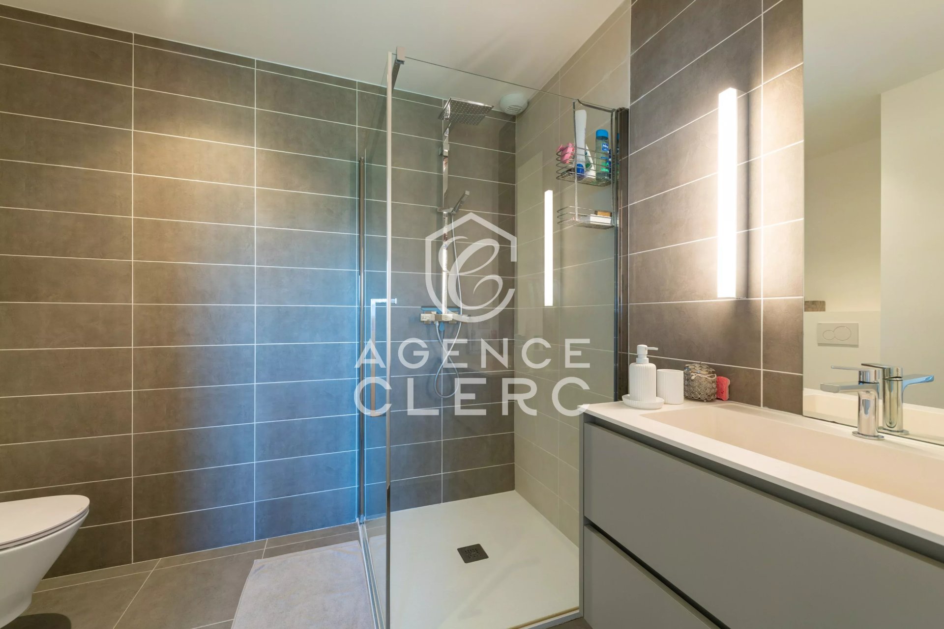 3 Bedroom Villa/Townhouse's Image 13
