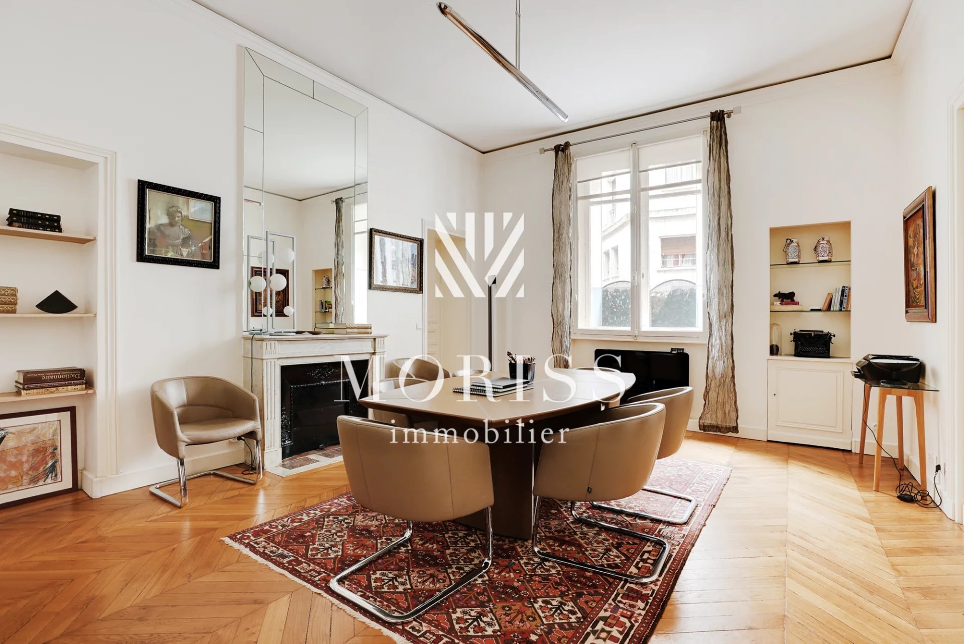 VENTE - APPARTEMENT 5 PIECES - PARIS 16 - Image Array