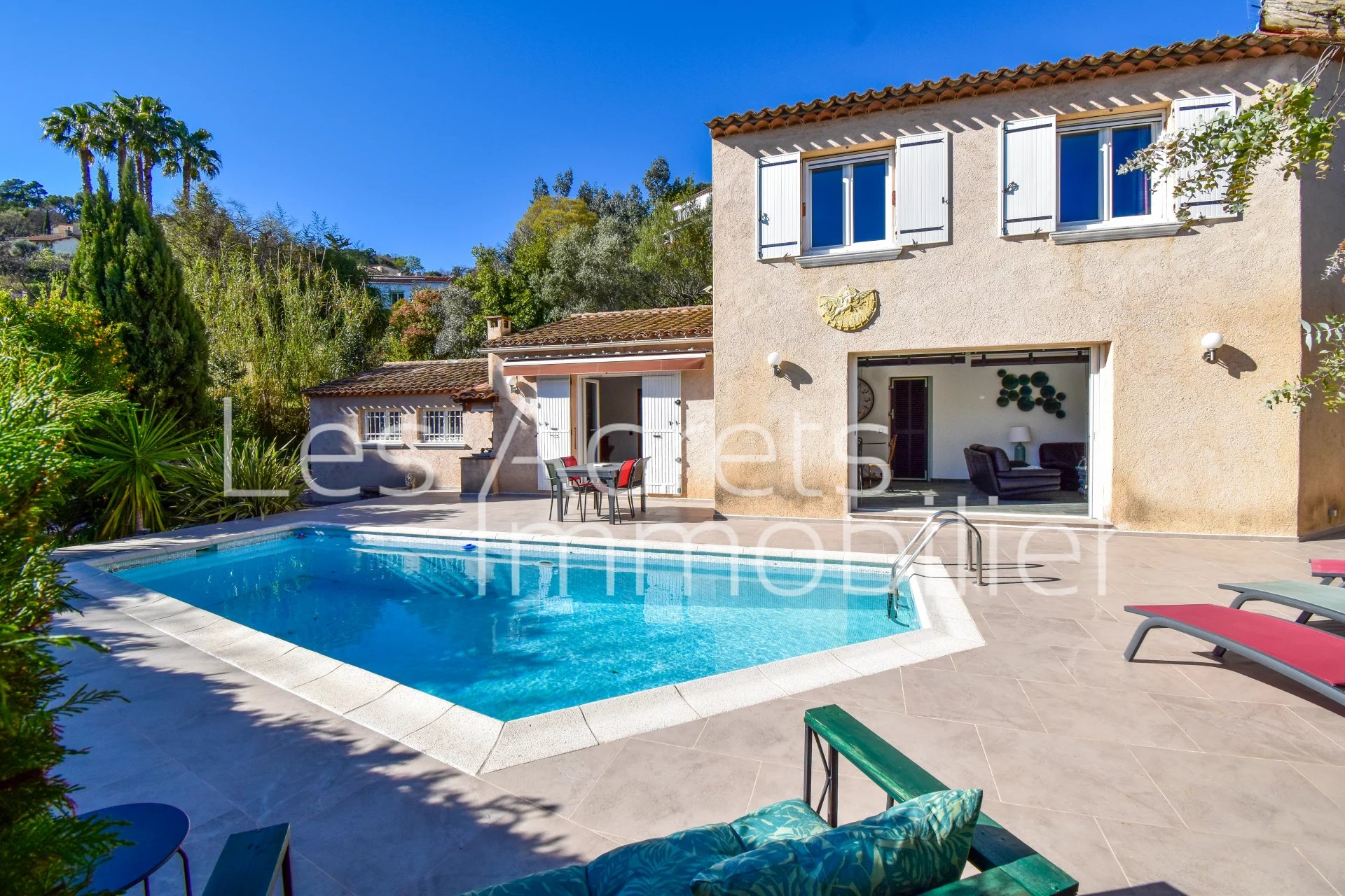 Agence immobilière de 