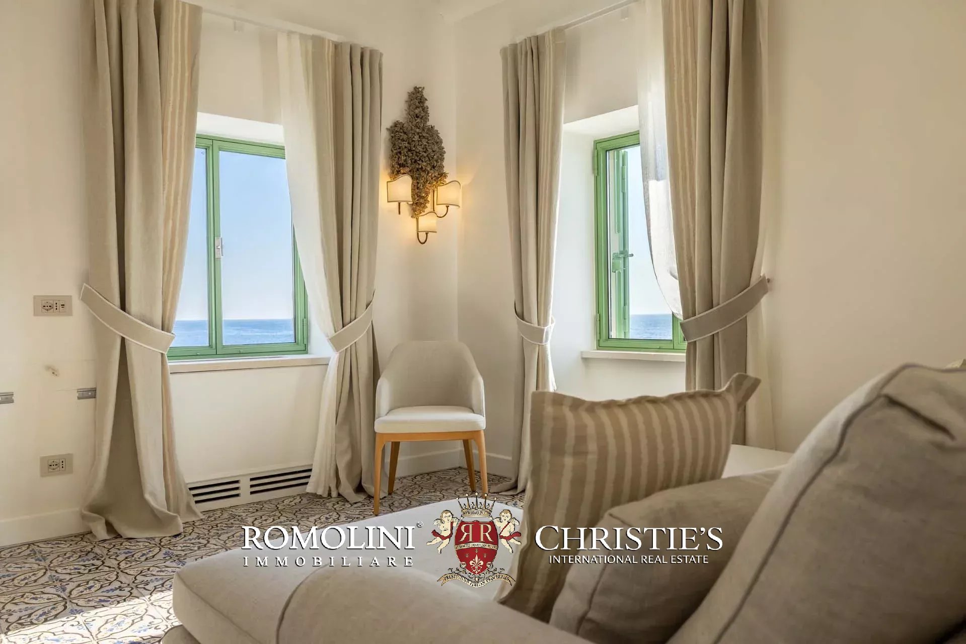 8 Bedroom Villa/Townhouse's Image 88