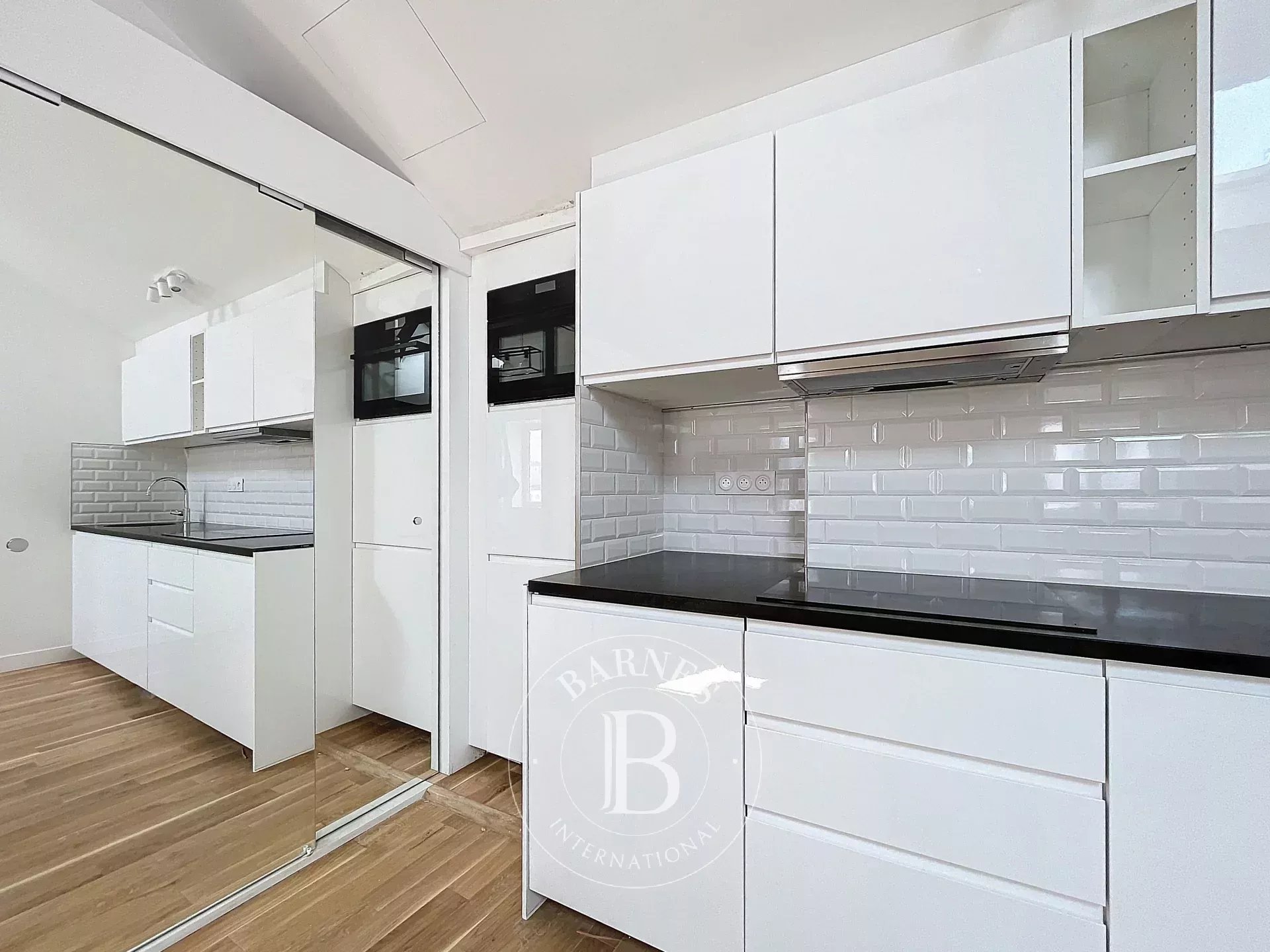 Daire Paris 9ème - picture 6