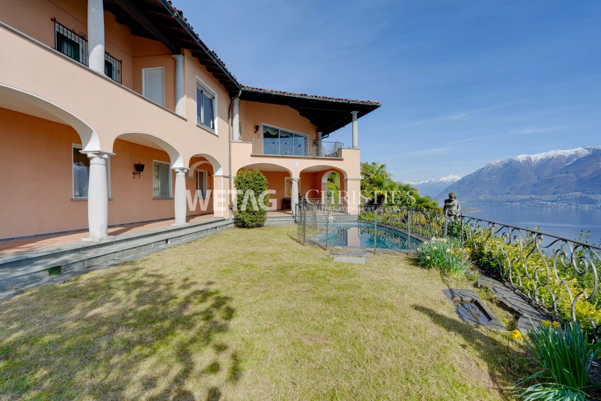 7 Bedroom Villa/Townhouse's Image 8