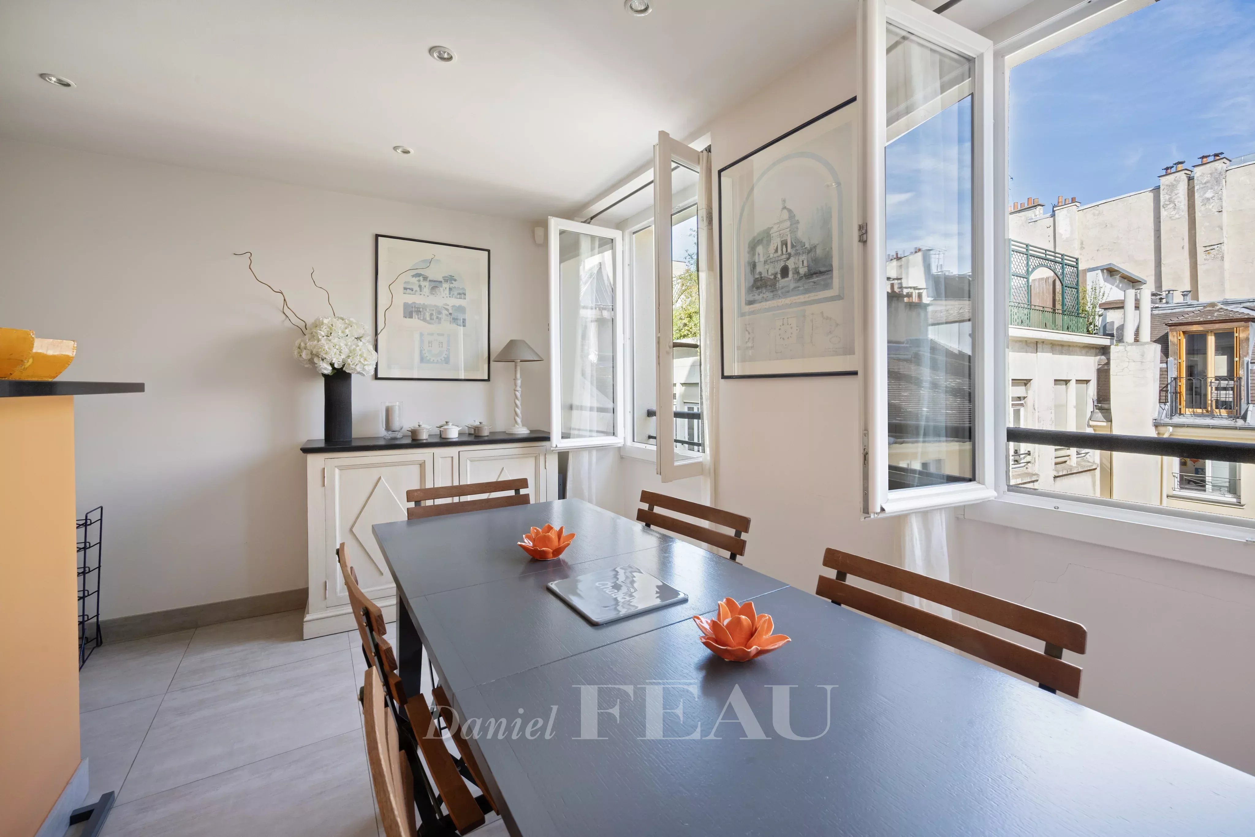 Sale Apartment Paris 6th