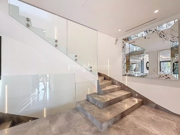 Contemporary Luxury Villa for Sale in Valbonne Village — photo 6
