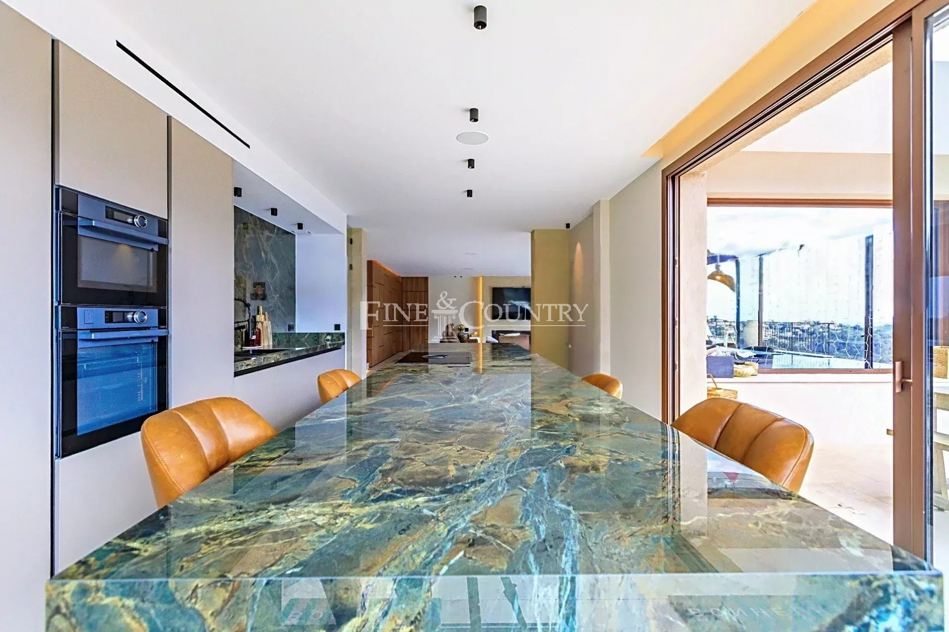 Photo of Villa for Sale in Mandelieu with Panoramic View