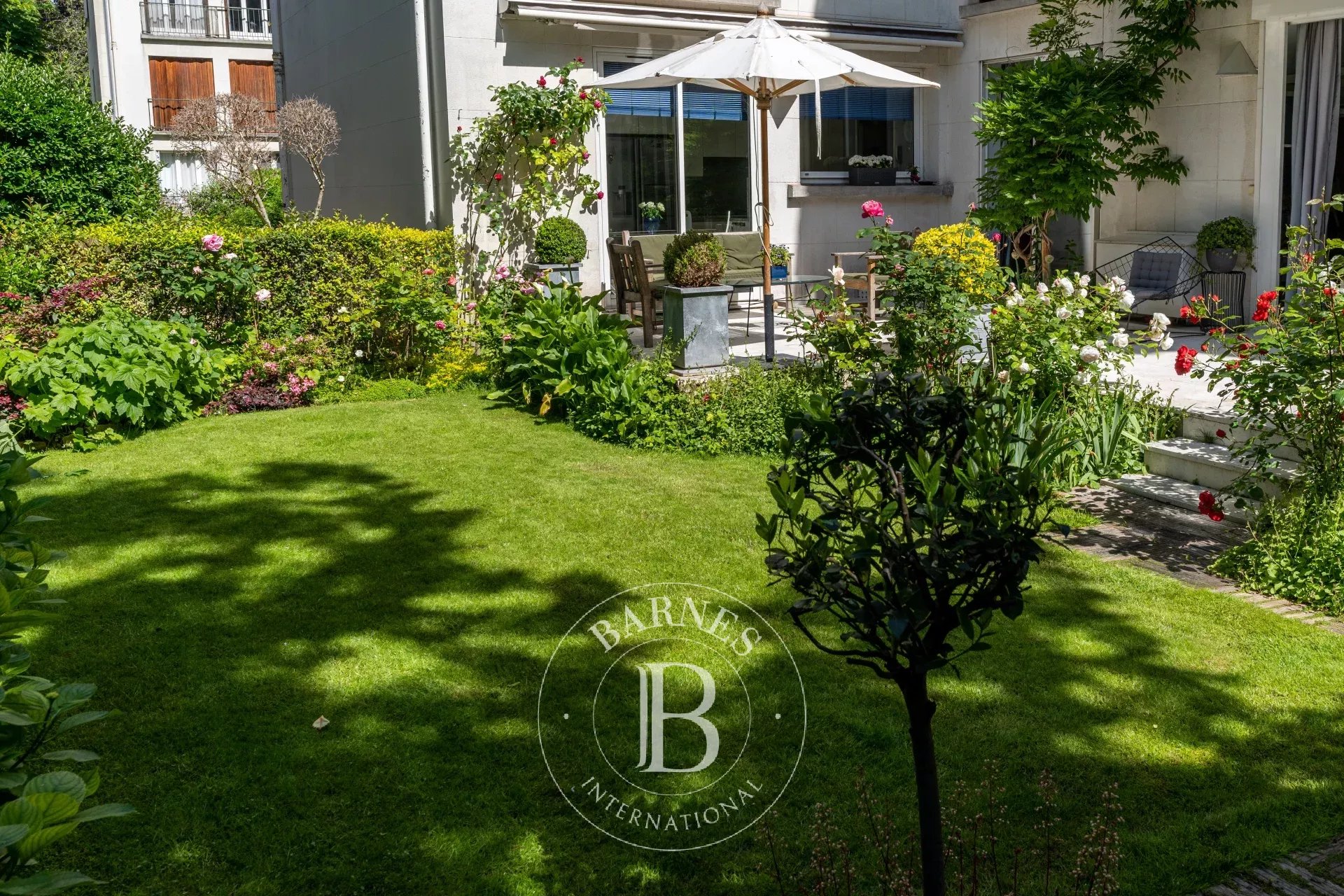 Daire Neuilly-sur-Seine - picture 18 title=