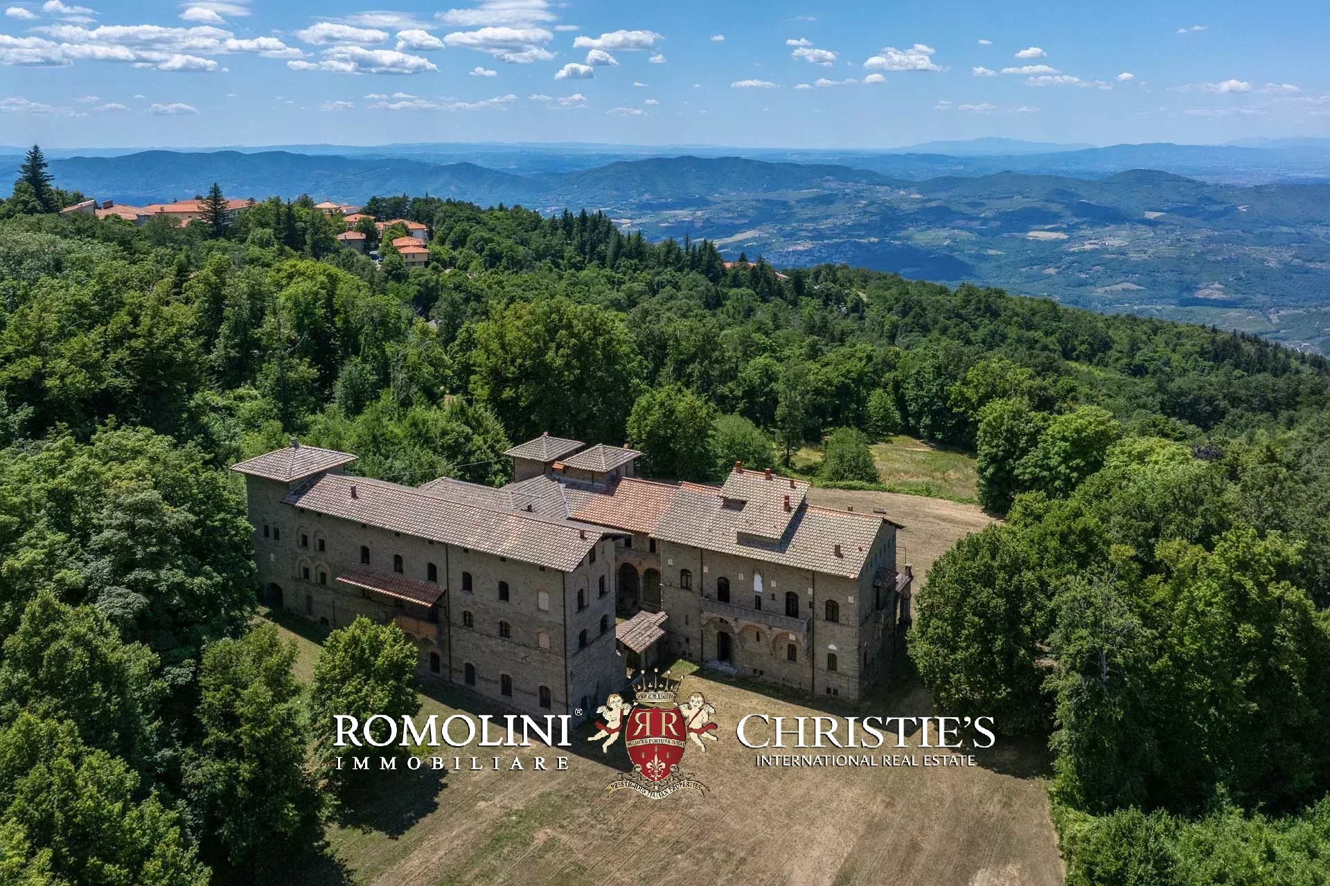 35 Bedroom Chateau's Image 8