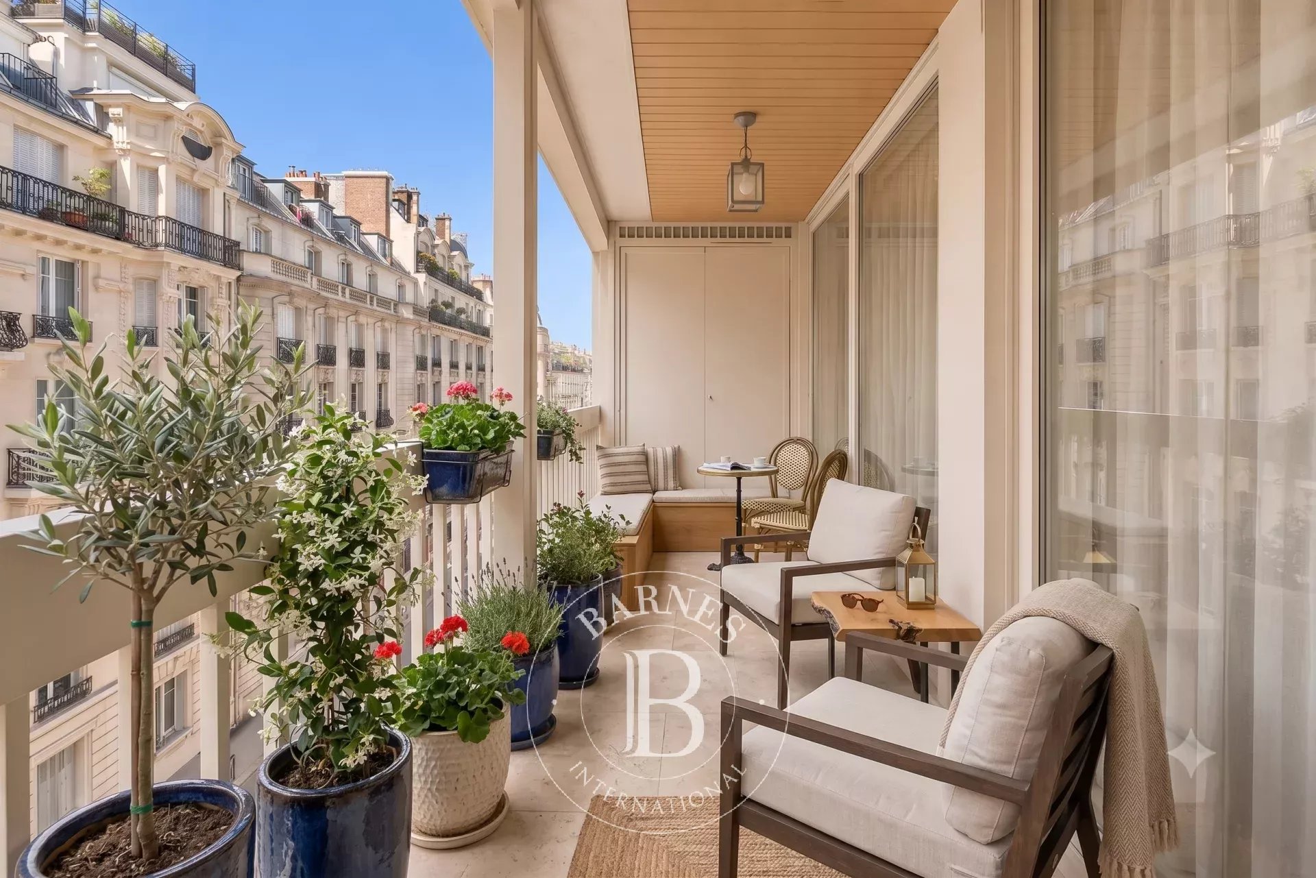 Apartment Paris 75016  -  ref 87043579 (picture 2)