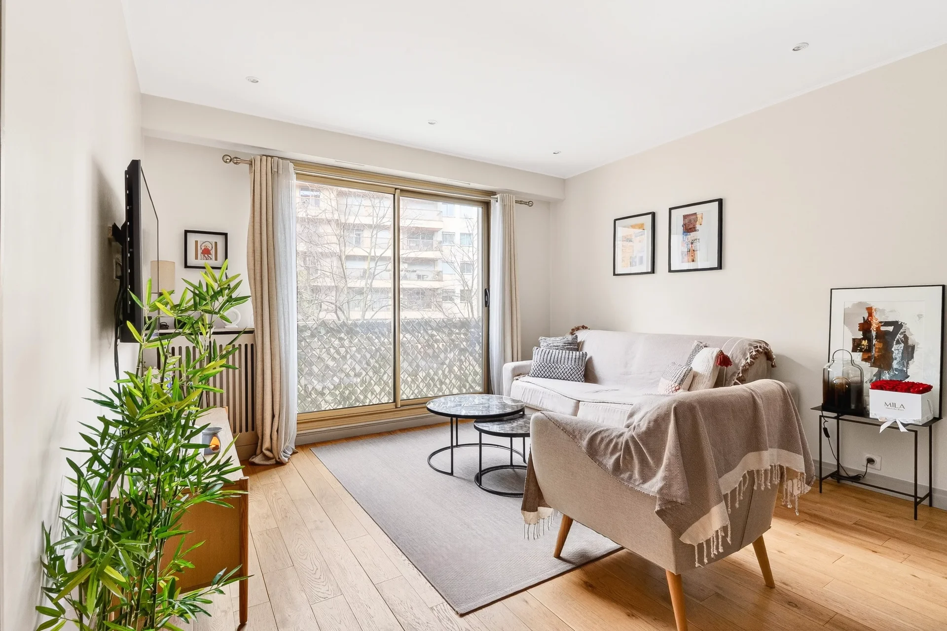 Paris 17e - PORTE MAILLOT / NEUILLY