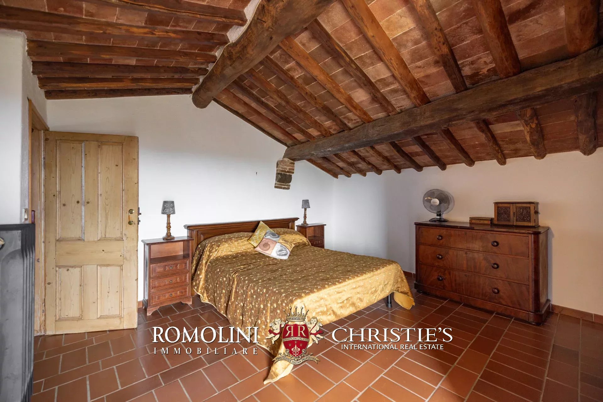 19 Bedroom Villa/Townhouse's Image 64