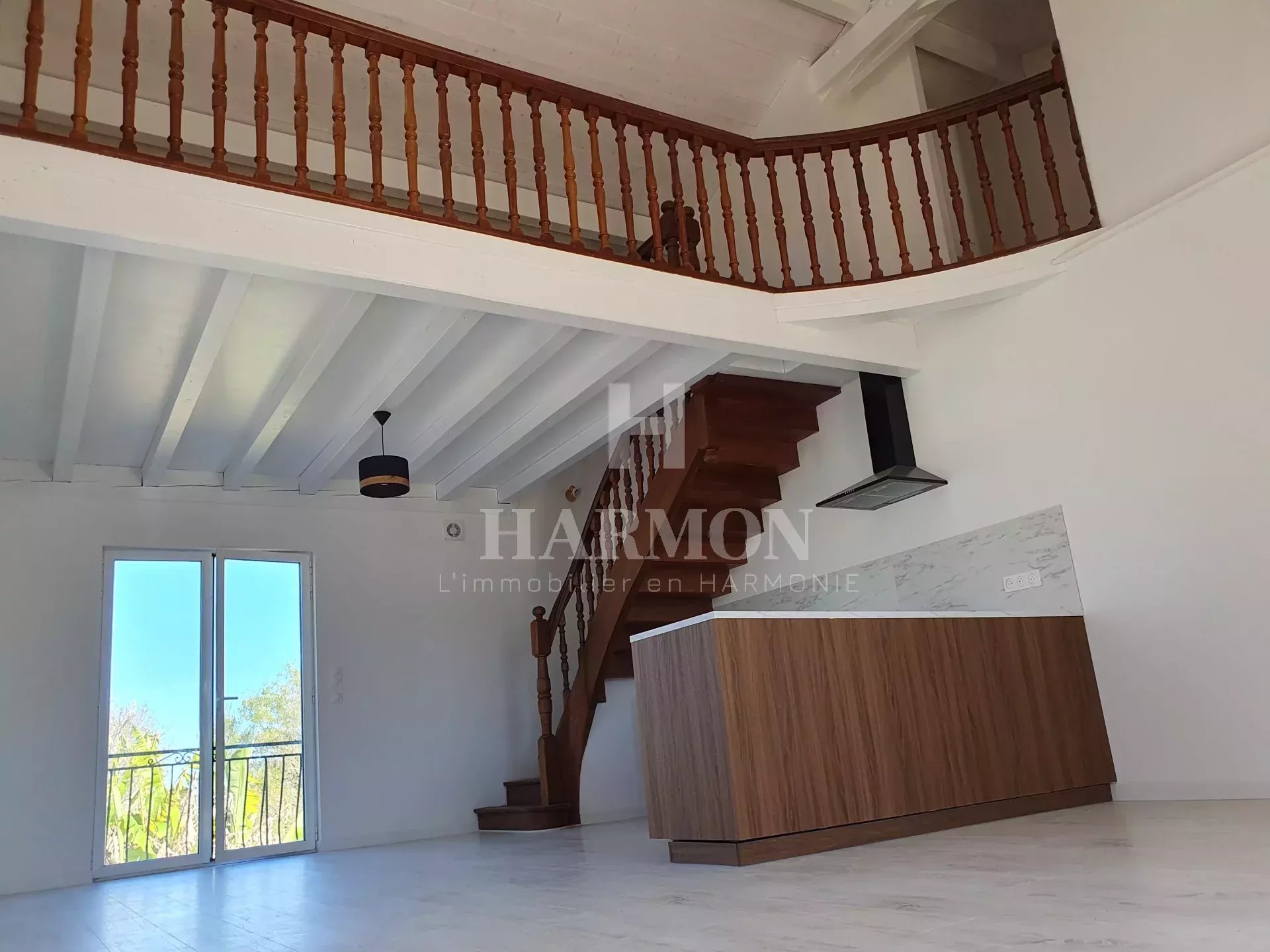T3 T4 DUPLEX WITH PRIVATE GARDEN