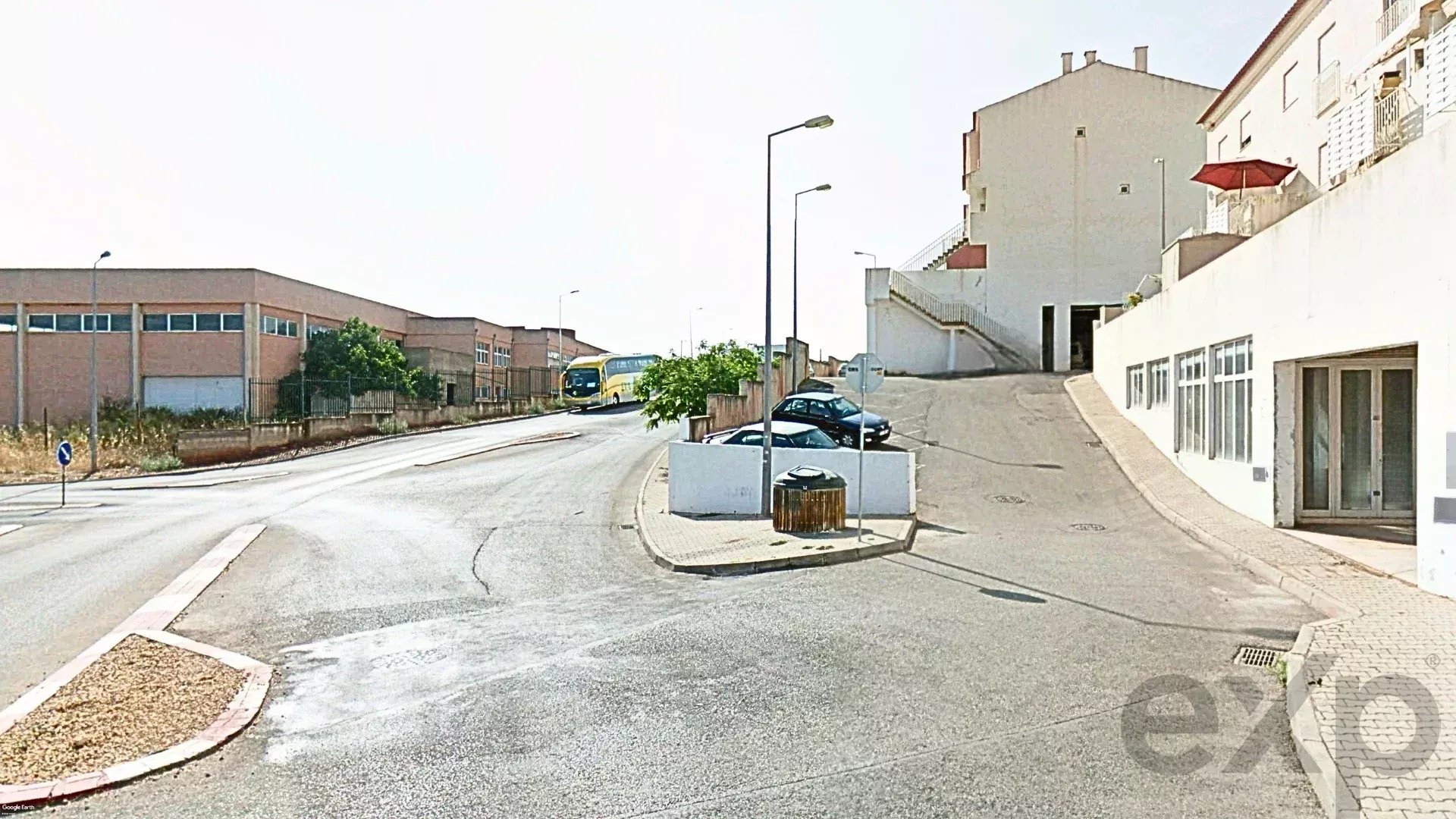 Combined Property: Warehouse/Commercial Space with exclusive access to a 25 space garage 8300-016 image 9