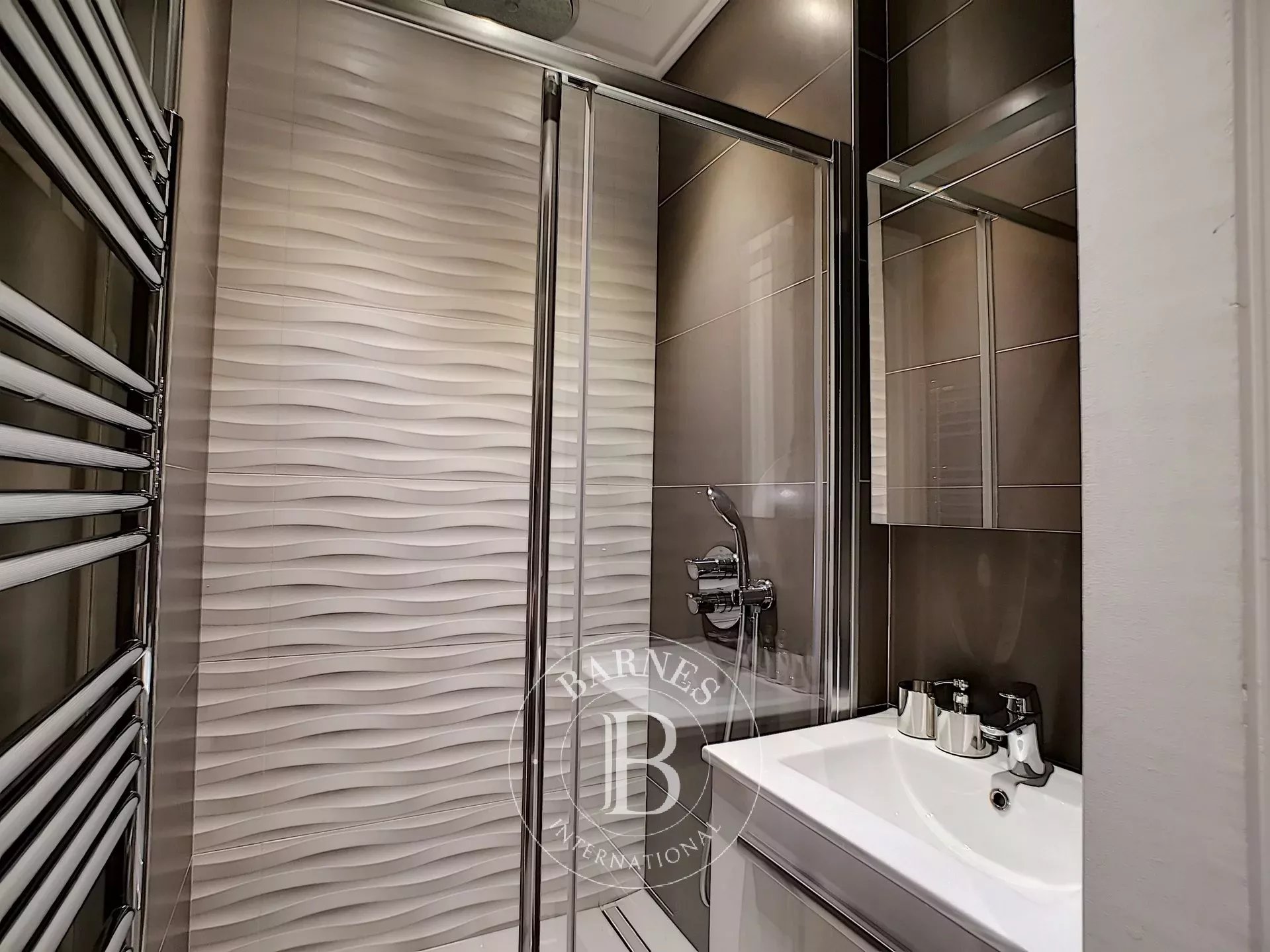 Daire Paris 9ème - picture 19