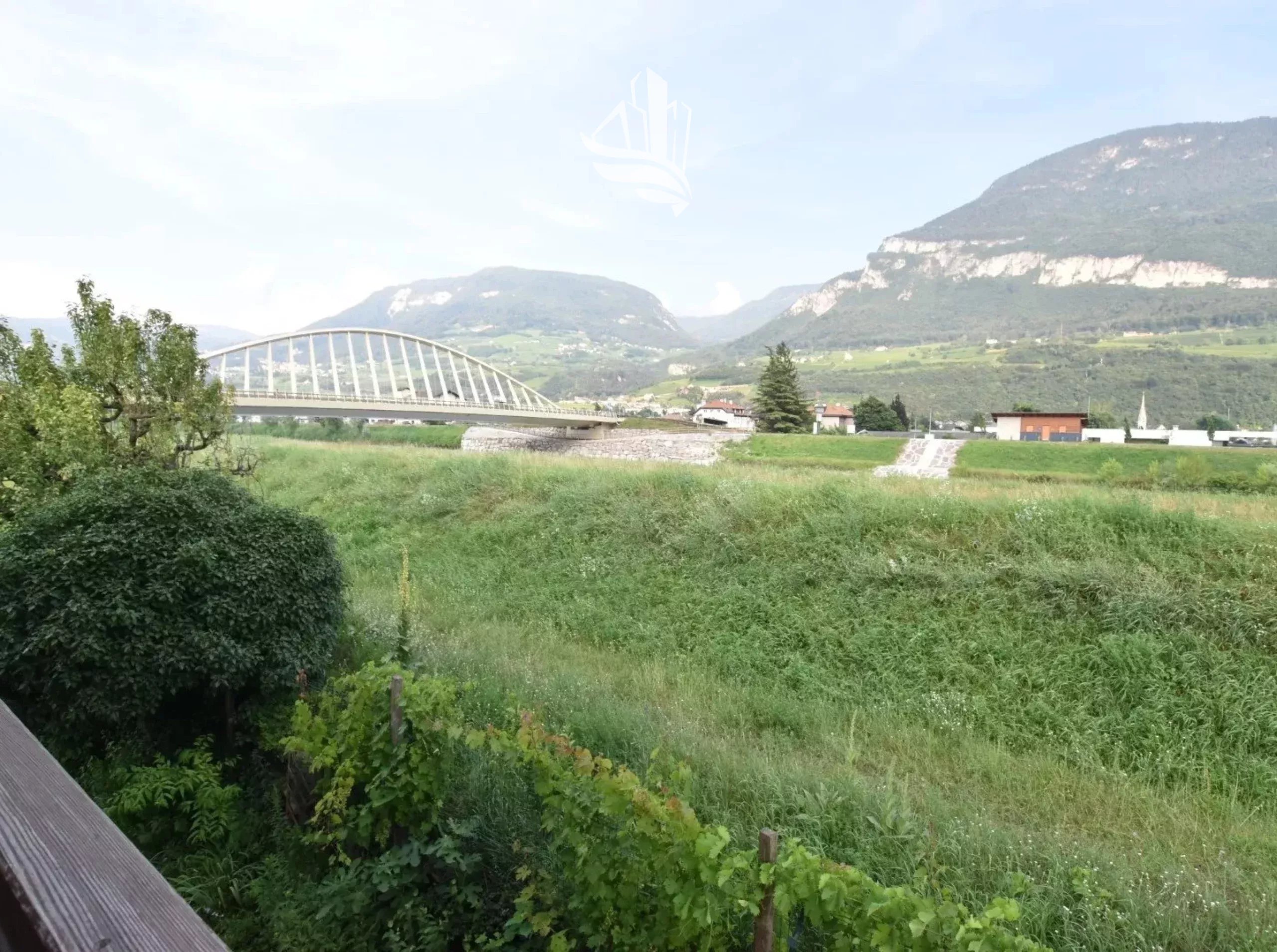 Zwei Wohnungen im Grünen