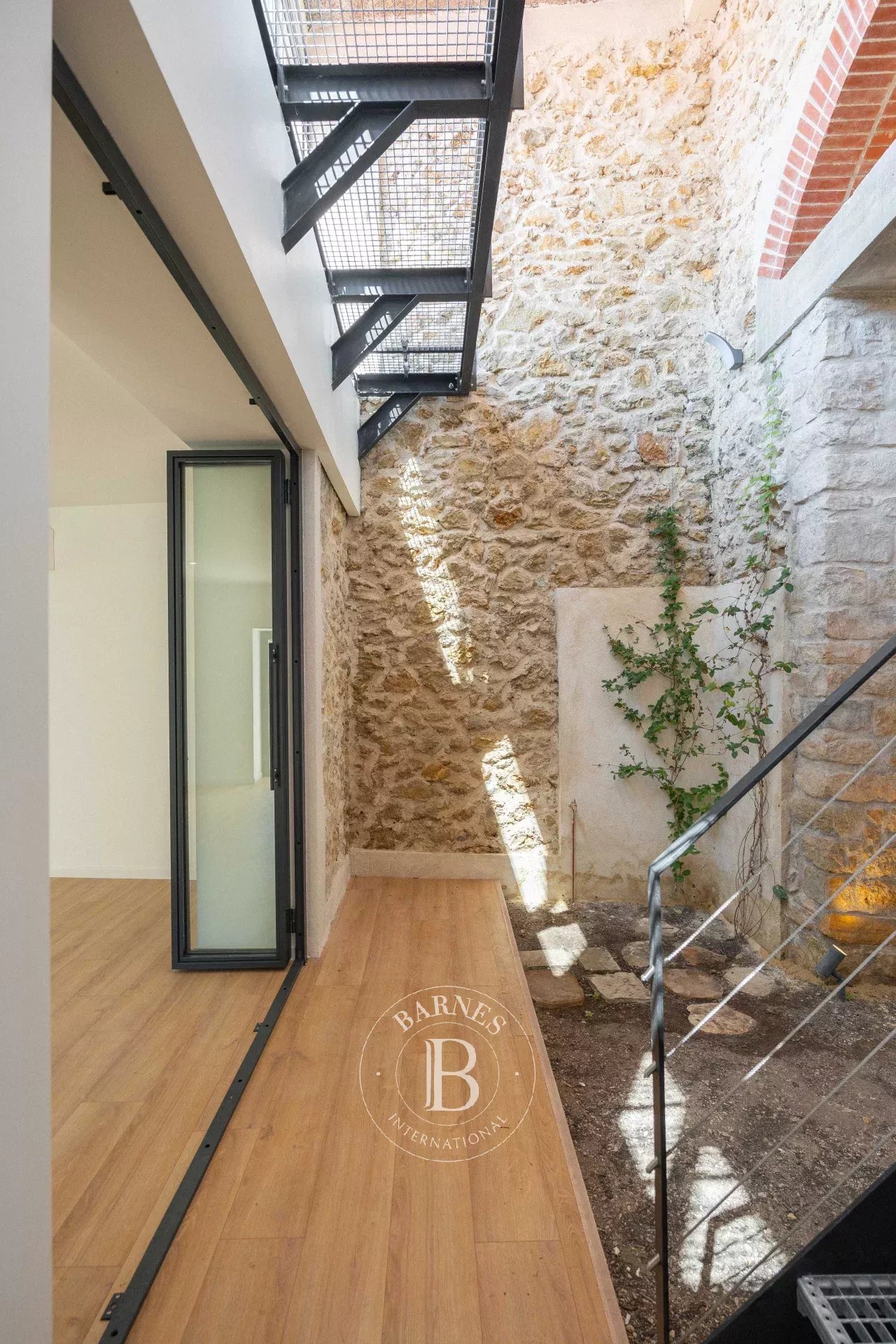 Villa Marseille 13007  -  ref 87058619 (picture 2)