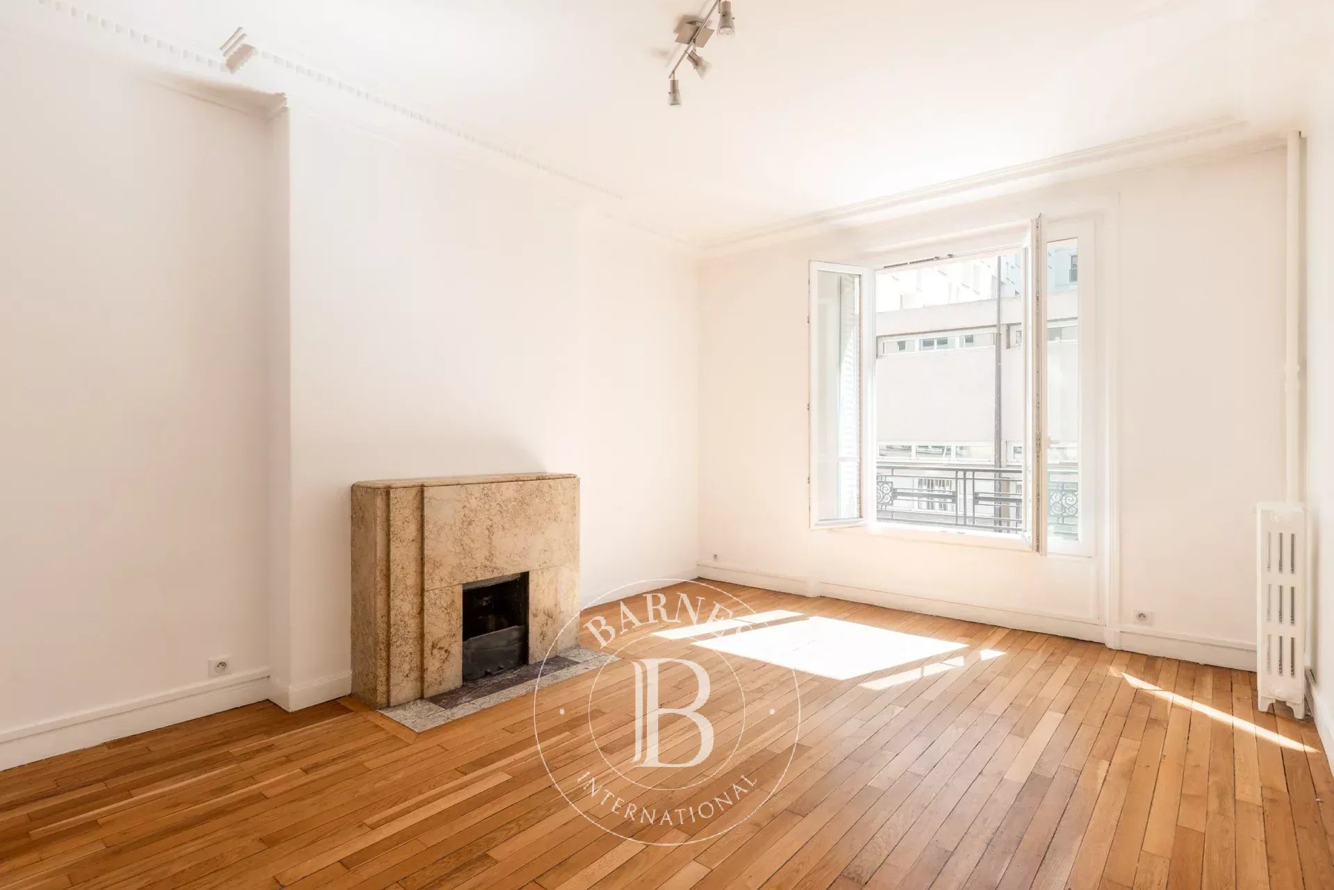 Apartment Paris 75006  -  ref 87113689 (picture 3)