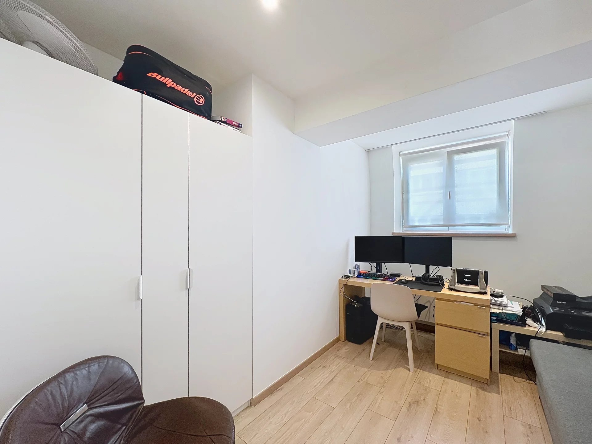 Apartment 3 bedrooms , 1 office , terrace