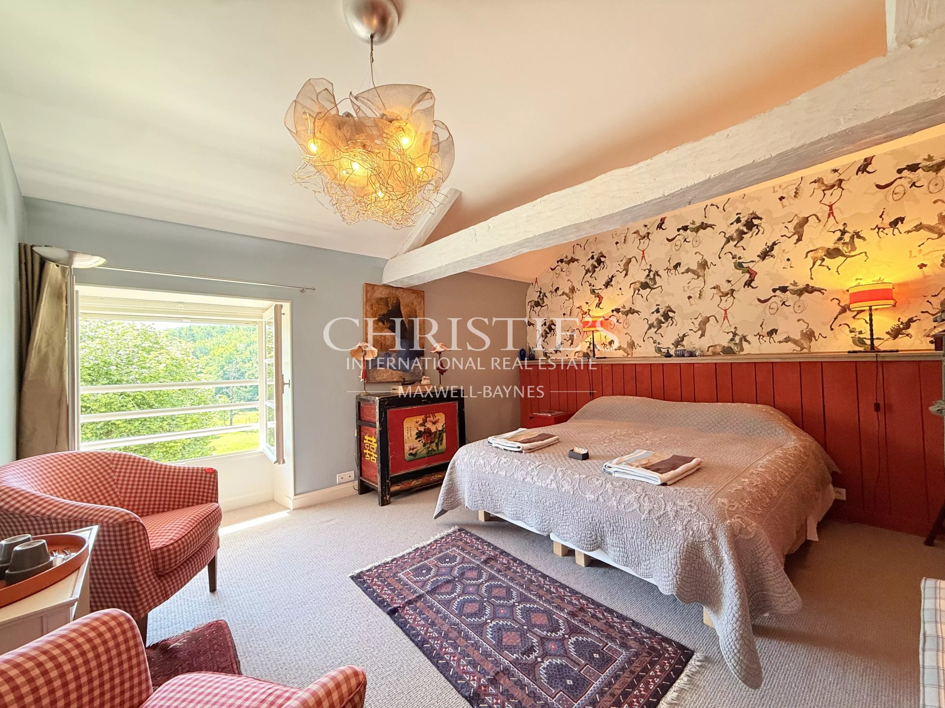 9 Bedroom Villa/Townhouse's Image 23