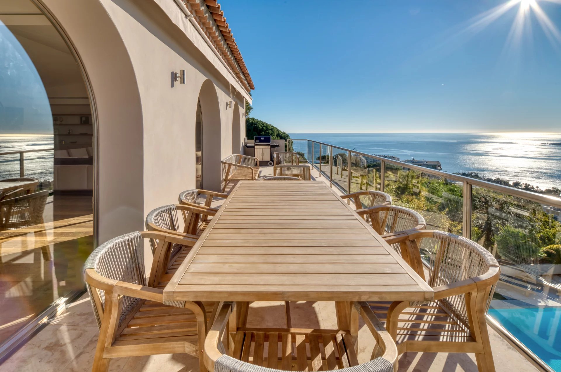 SUPER CANNES  -VUE MER PANORAMIQUE  – 320M2