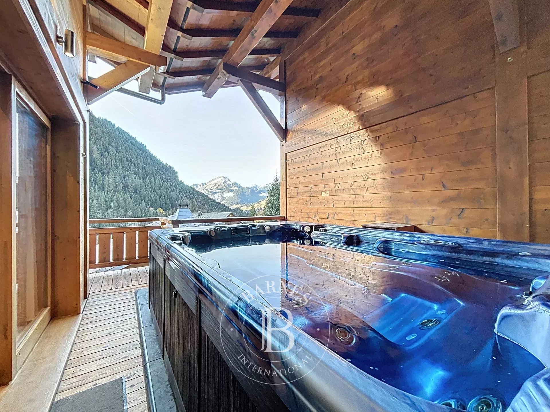 Photo of Châtel – 4-bedroom chalet with terrace and hot tub