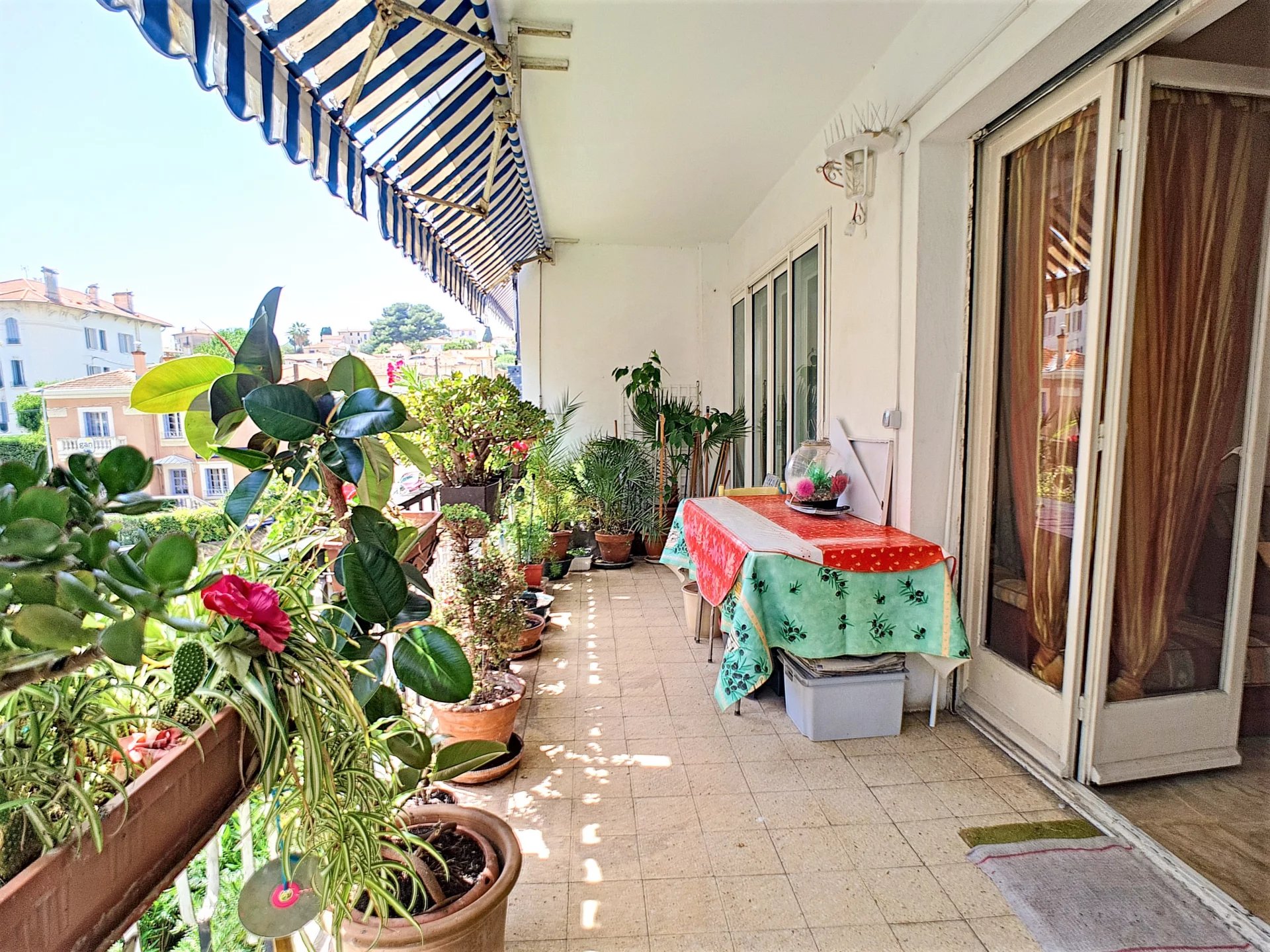 Agence immobilière de AZUR ACT IMMOBILIER