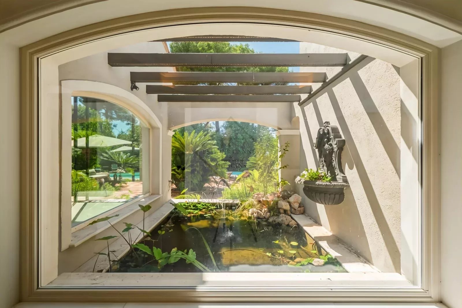 Superbe villa neuve de style provençal – Vue panoramique & intimité absolue — photo 2