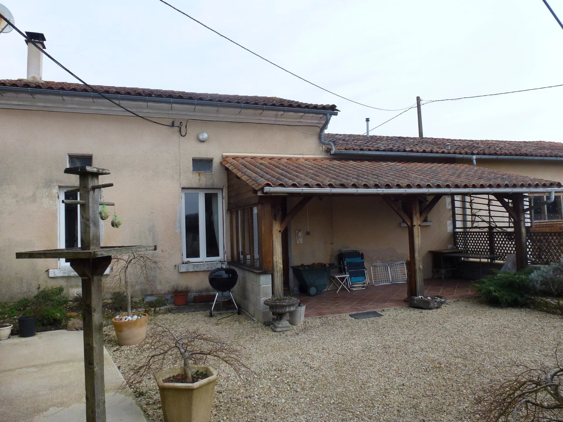 Property close to Saint Aulaye and Bonnes