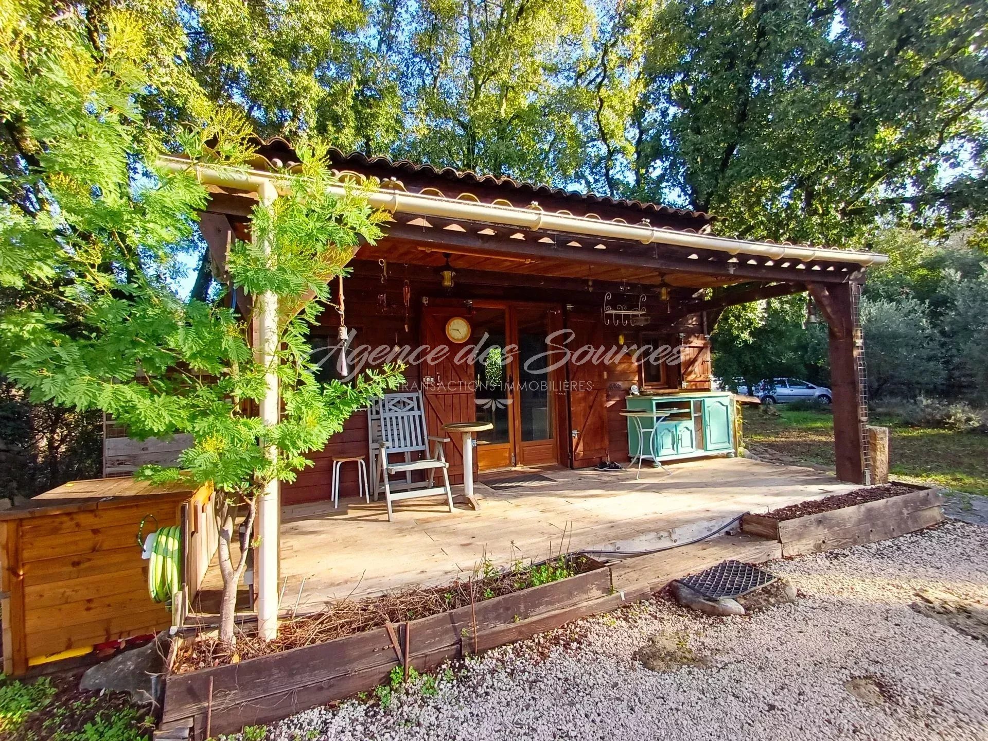 Chalet d'habitation autonome à CABASSE