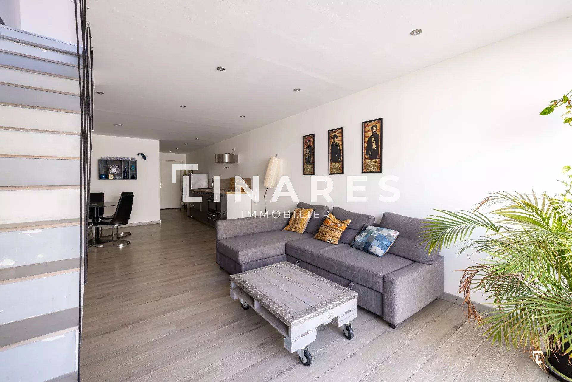 L'ECRIN D'AZUR - Appartement en duplex T2 de 54m² - Terrasse - 13008 LA POINTE ROUGE