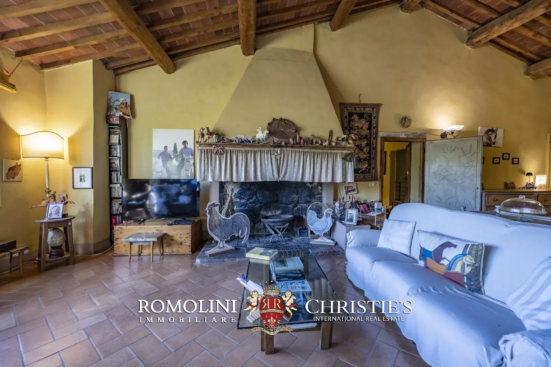 9 Bedroom Horse Property's Image 43