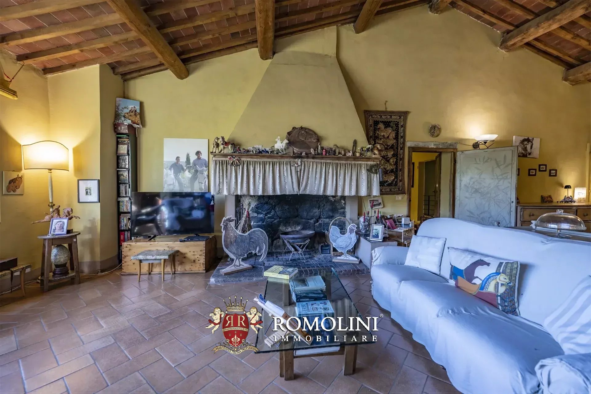 9 Bedroom Horse Property's Image 43