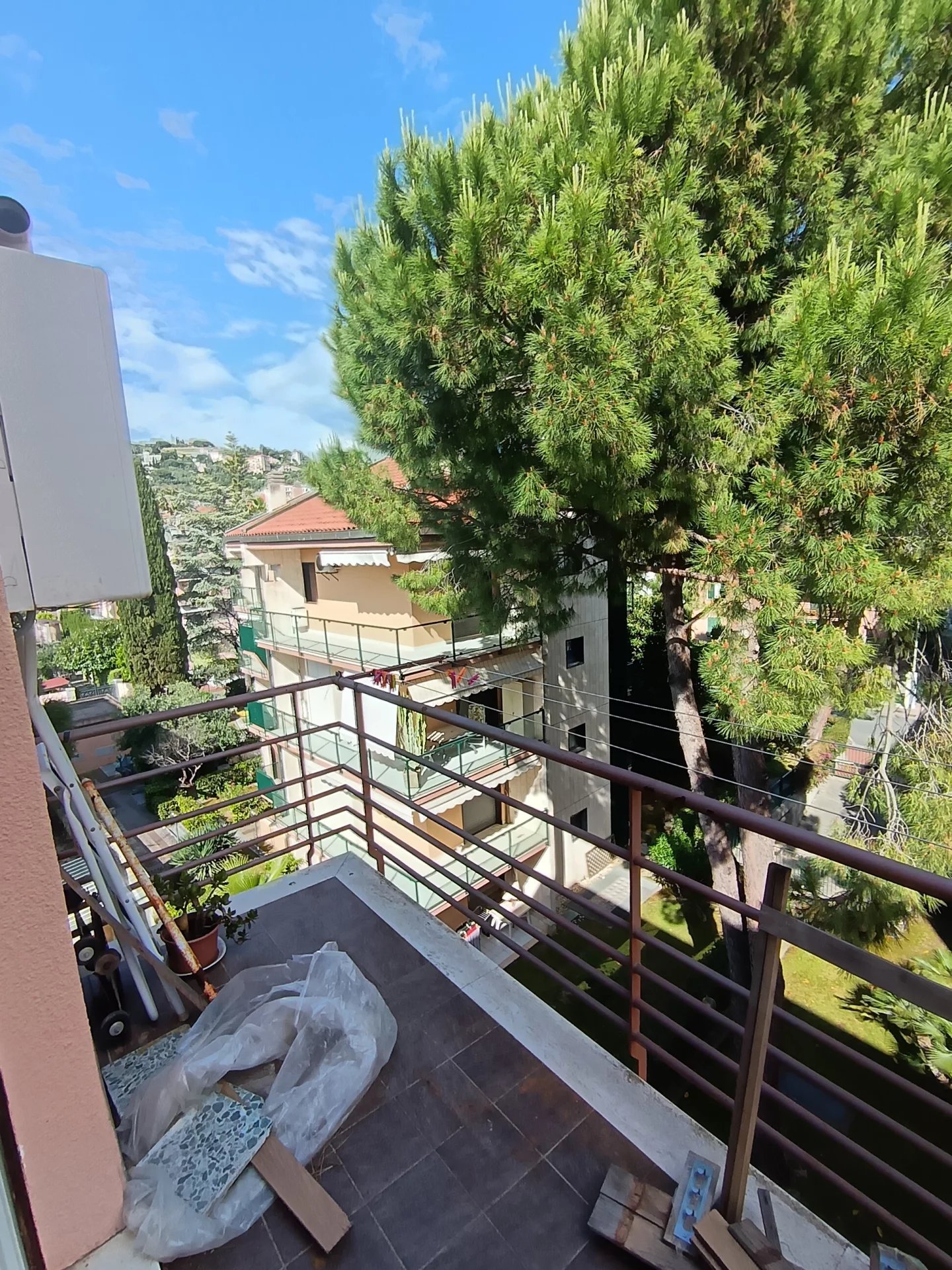 Affitto Appartamento - Bordighera Centro - Italia