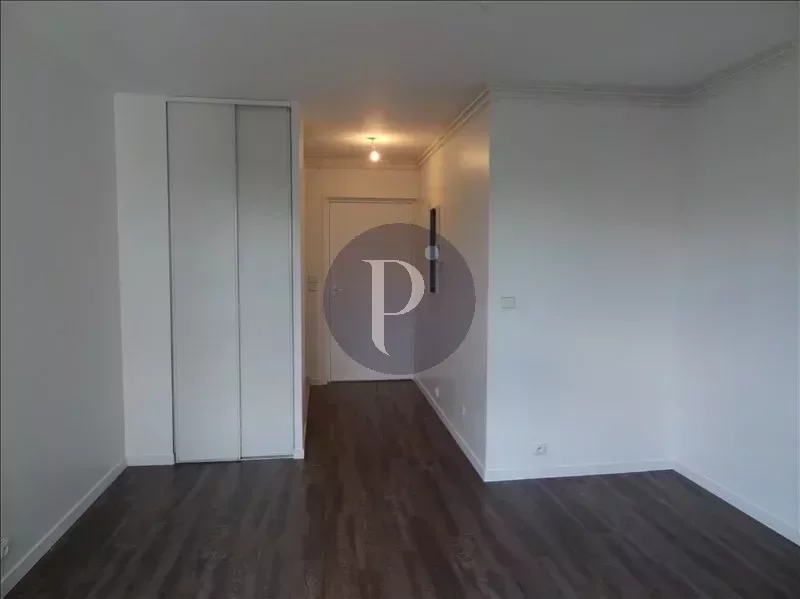 location-appartement-1-piece-chatenay-malabry-83872249