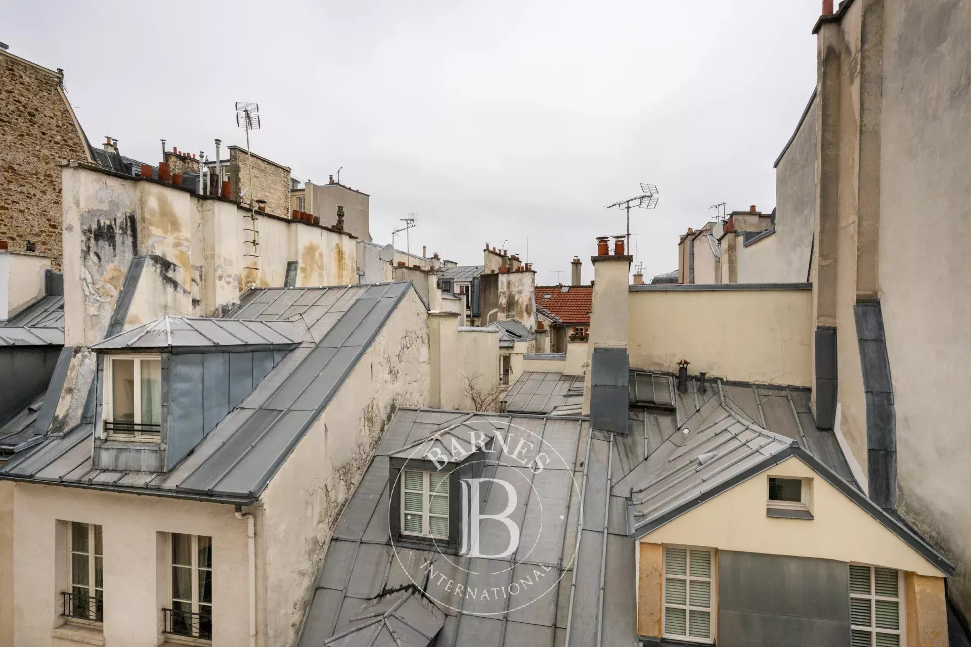 Daire Paris 3ème - picture 10