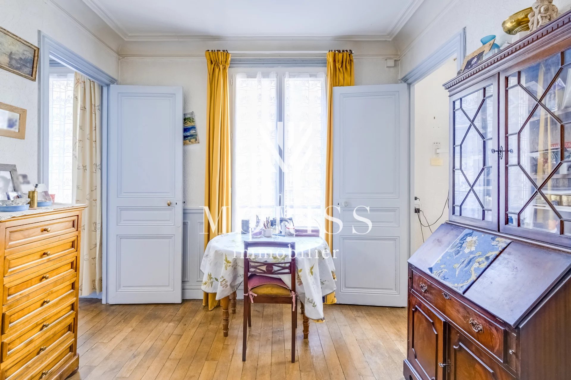 APPARTEMENT 2 PIECES - CADET- 75009 PARIS - Image Array