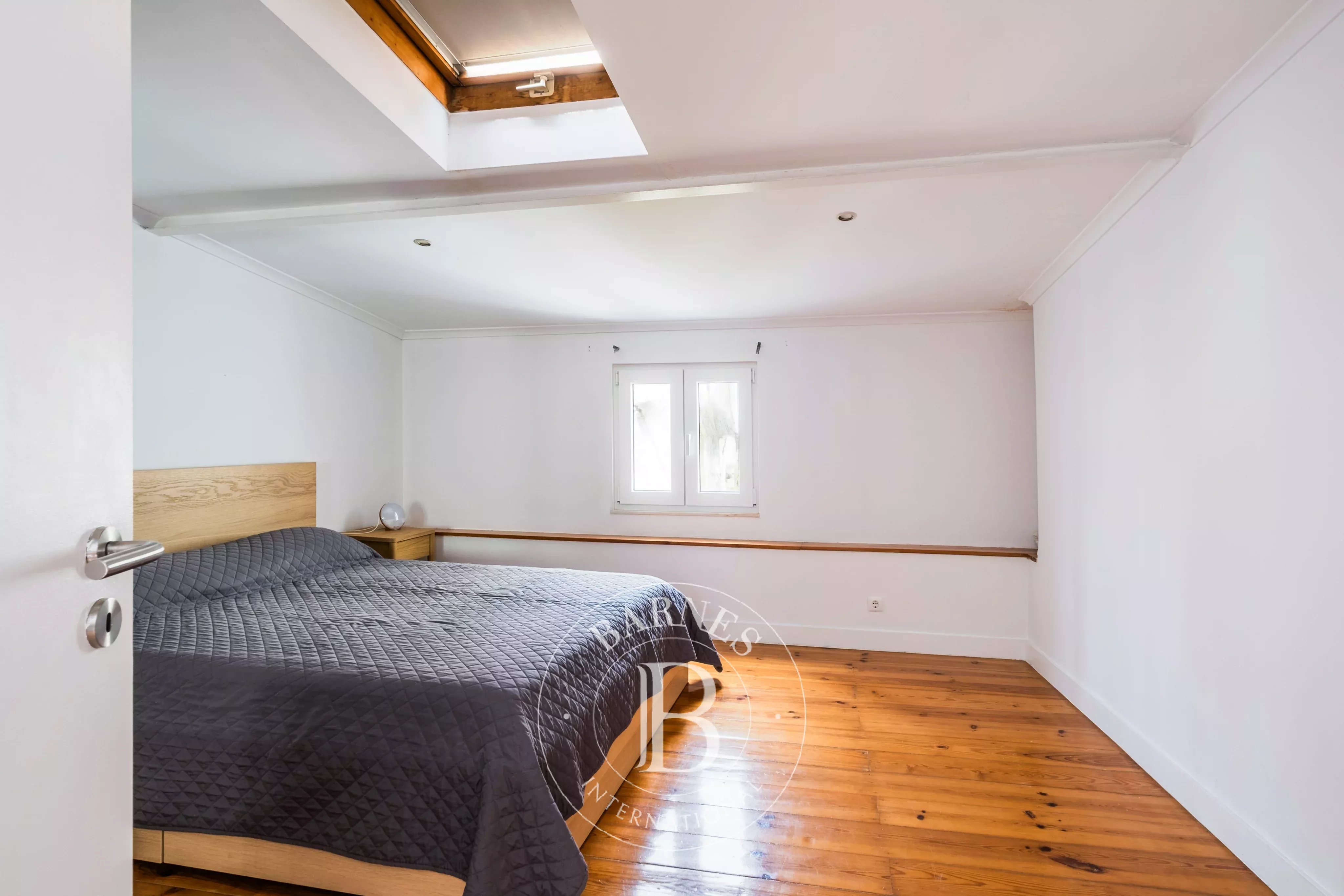 Duplex muito central