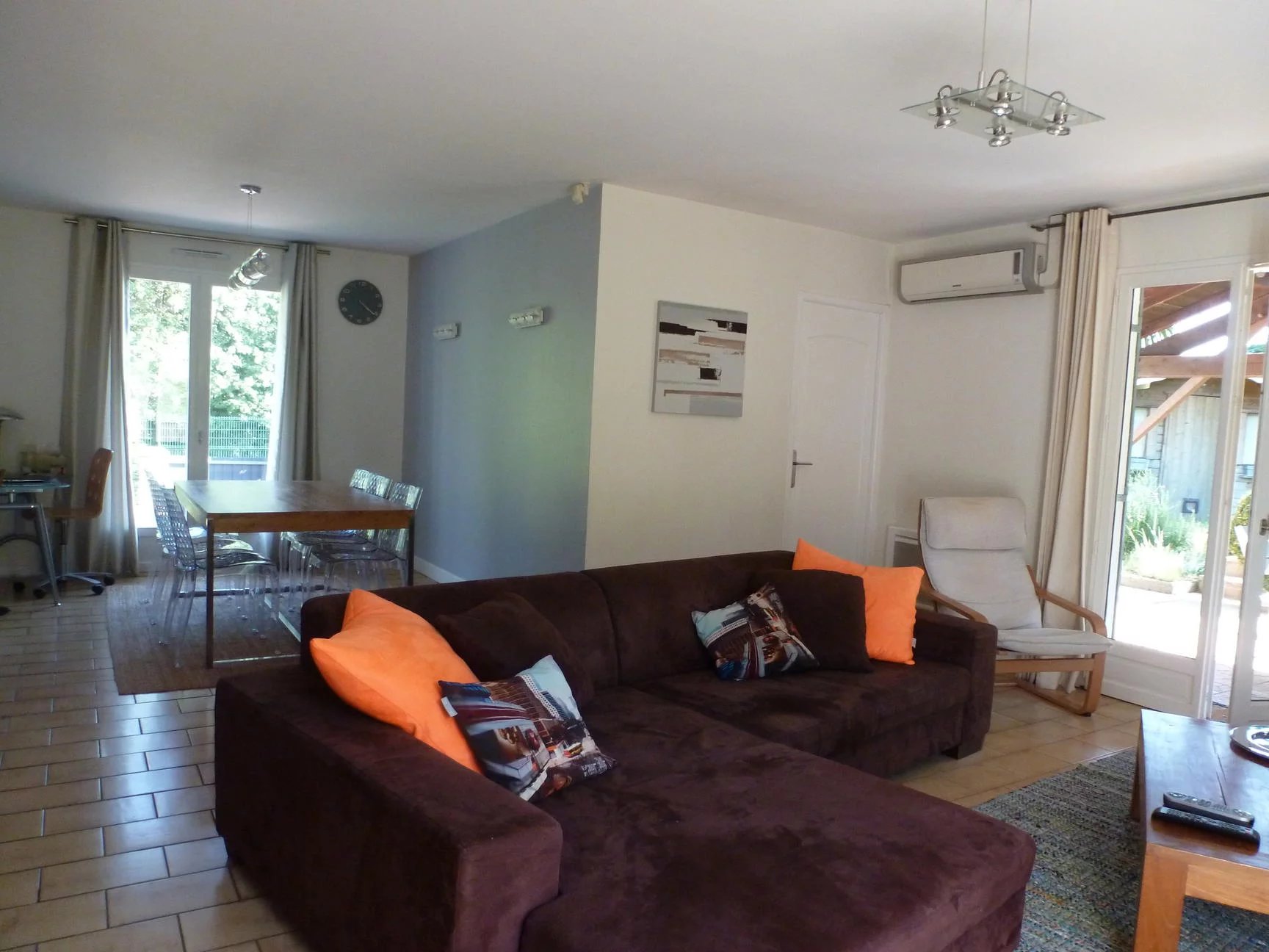 MAISON DARDILLY  VILLAGE DE PLAIN PIED PISCINE