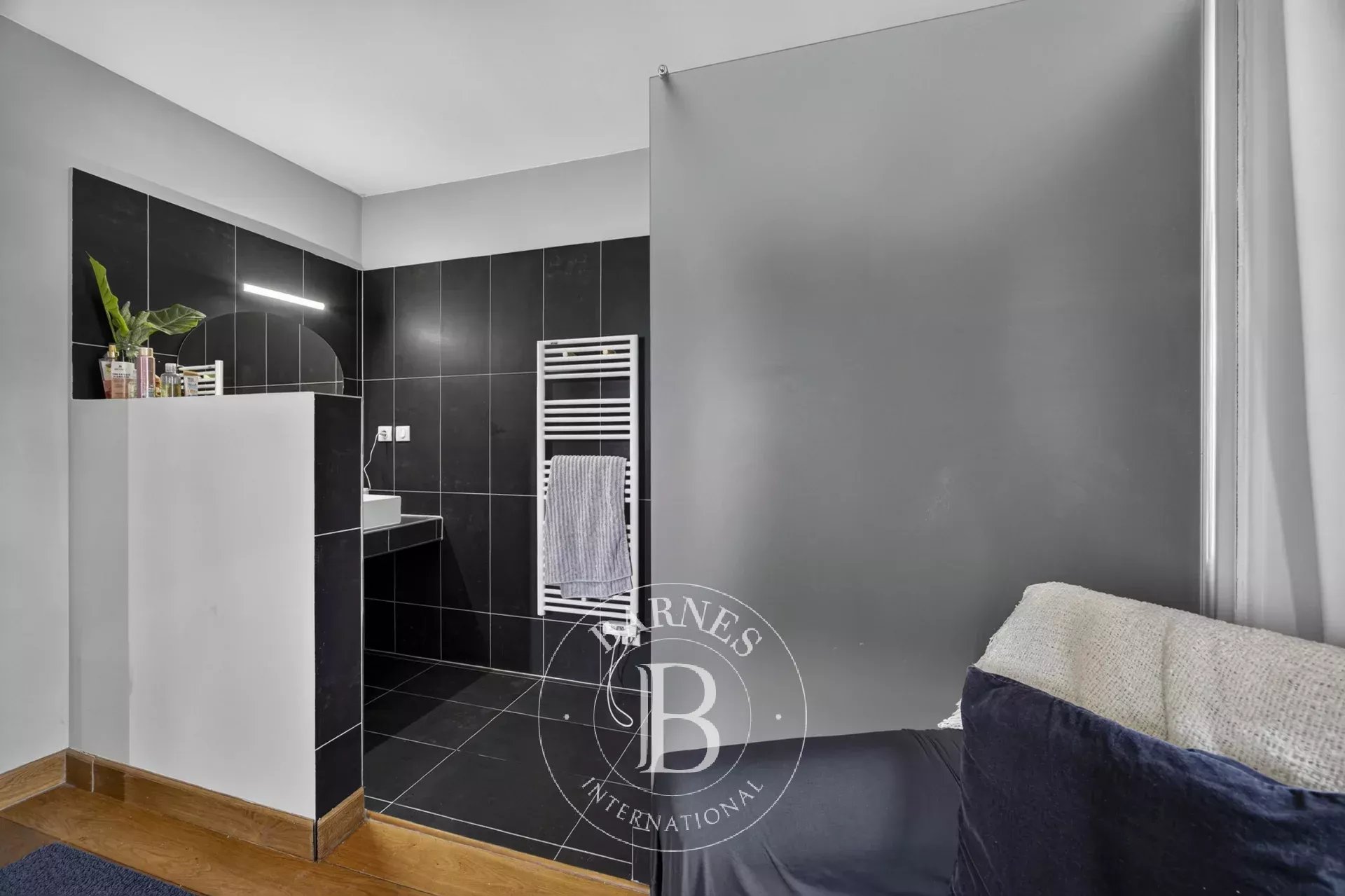 Divonne-les-Bains  - Maison de ville 10 Pi&egrave;ces 4 Chambres - picture 13