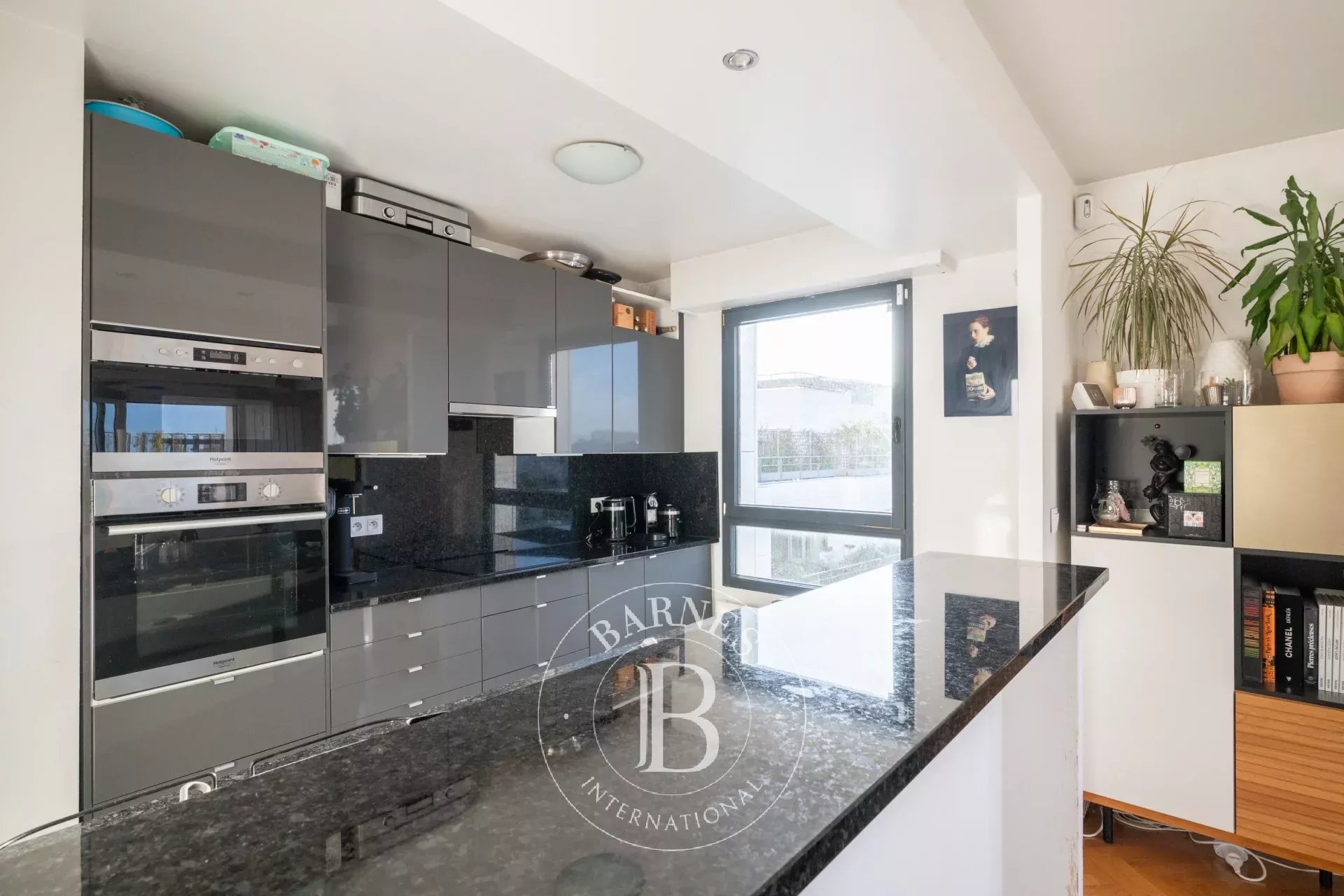 Daire Levallois-Perret - picture 11