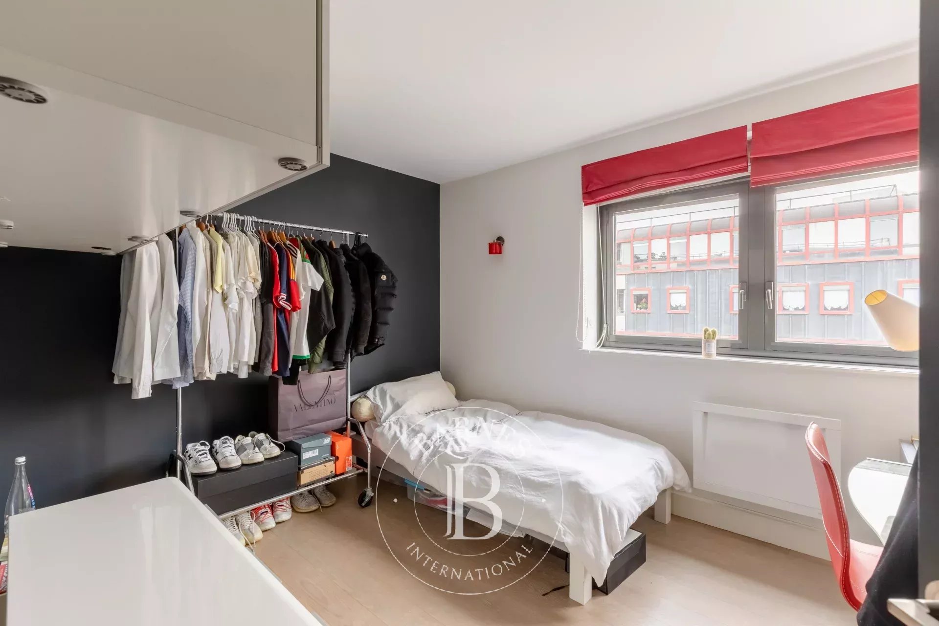 Paris 14 - 4-bedroom family penthouse with south-facing terraces - picture 11