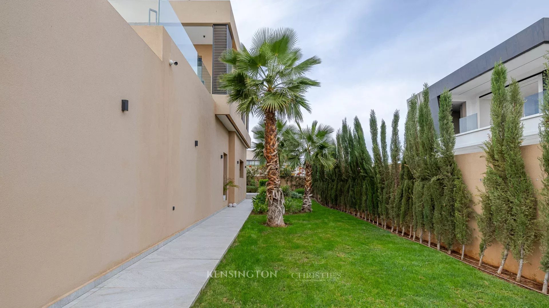 5 Bedroom Villa/Townhouse's Image 11